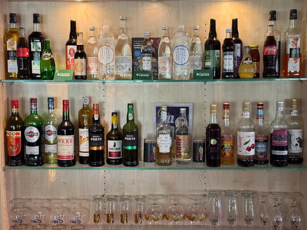 Lounge or bar in Brit Hotel Besancon l'Horloge