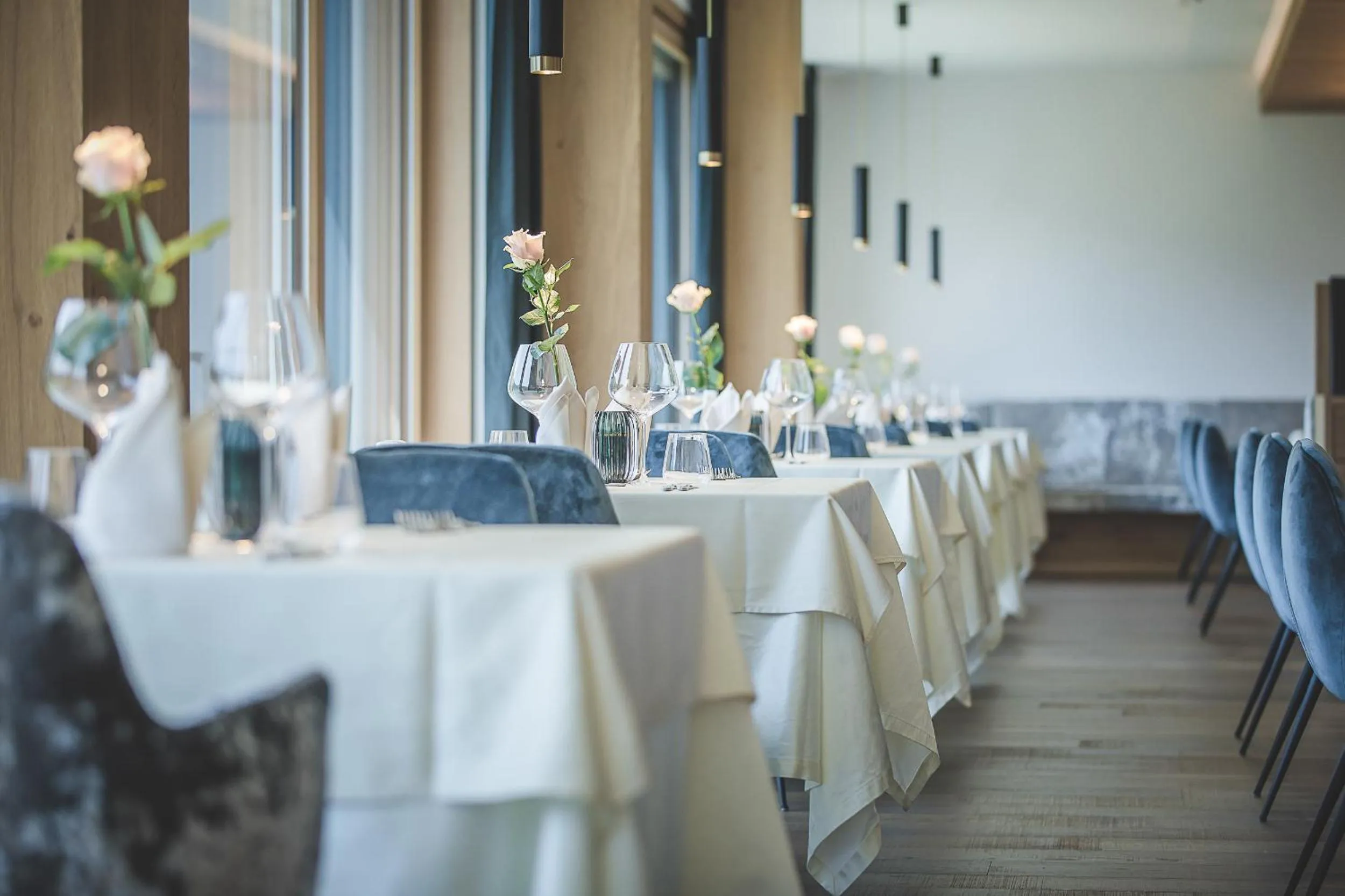 Restaurant/places to eat in Bella Vista Hotel Emma