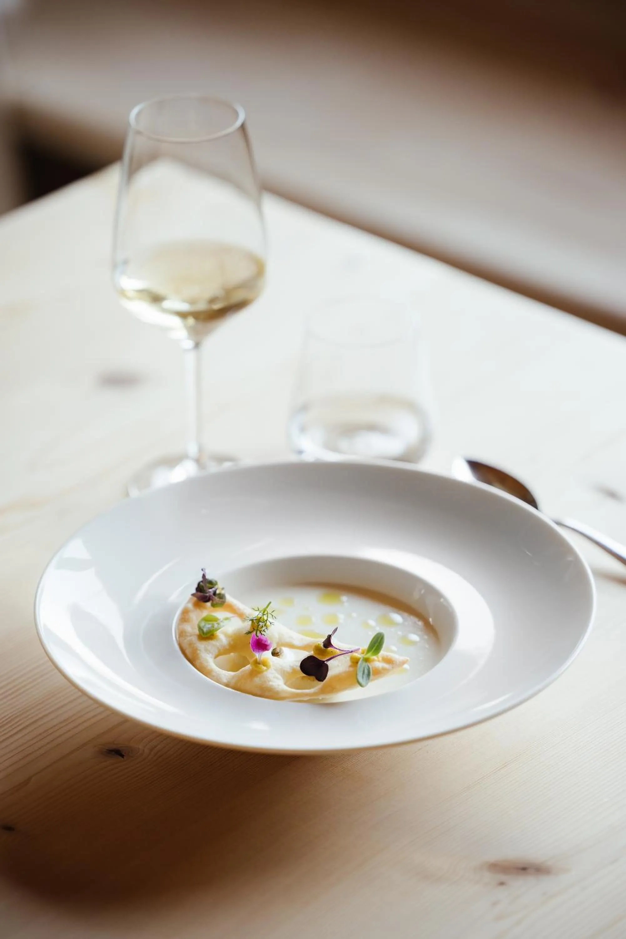 Restaurant/places to eat in Bella Vista Hotel Emma