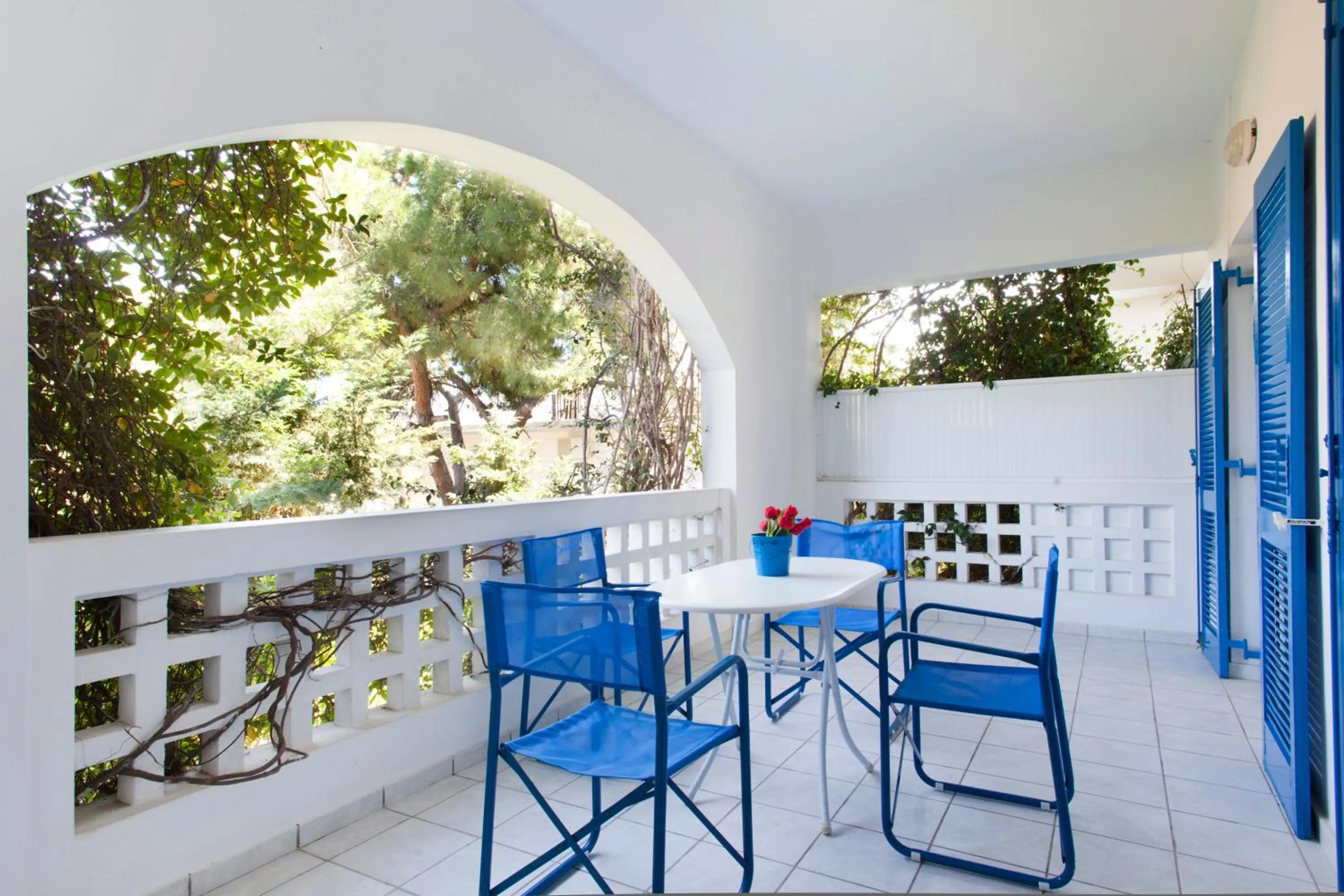 Balcony/Terrace in Daphne's Club Hotel Apartments