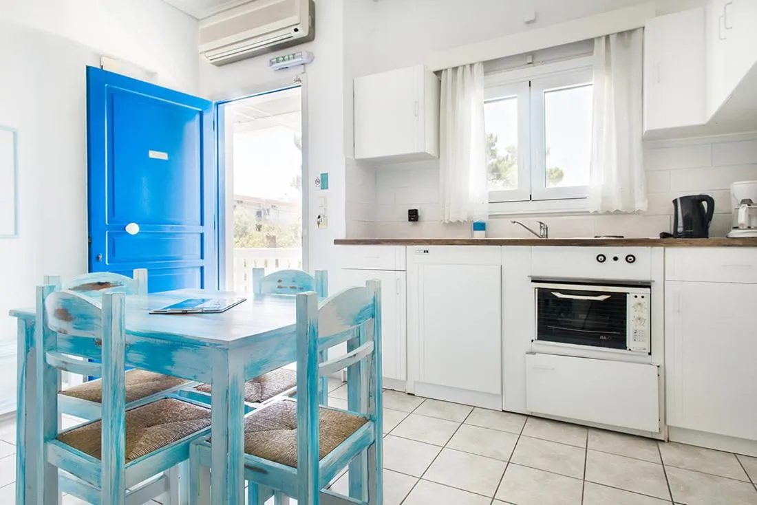 Daphne's Club Hotel Apartments