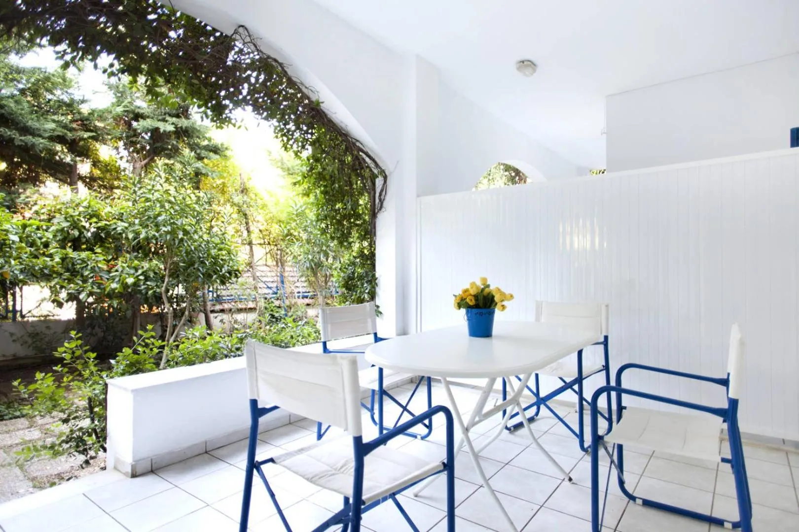 Daphne's Club Hotel Apartments