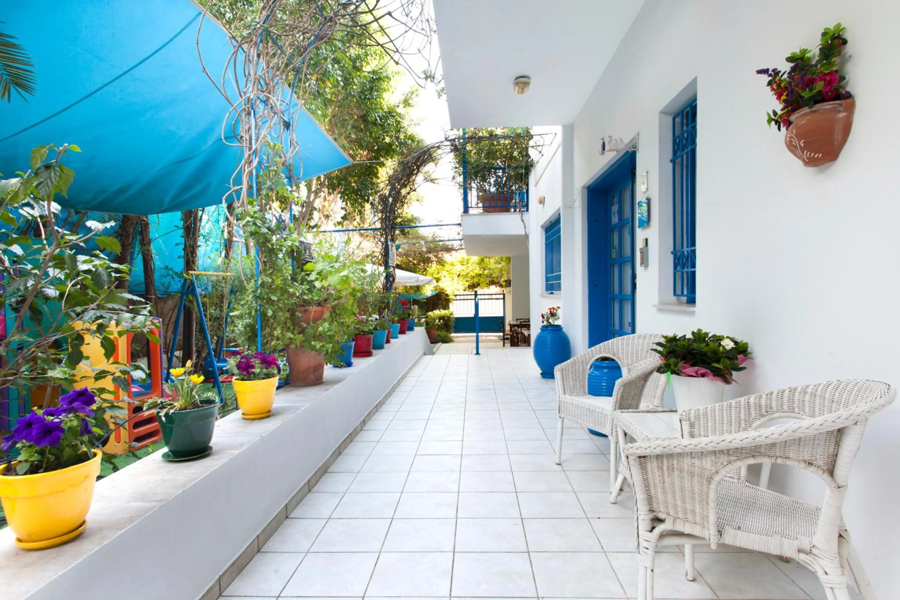 Facade/entrance in Daphne's Club Hotel Apartments