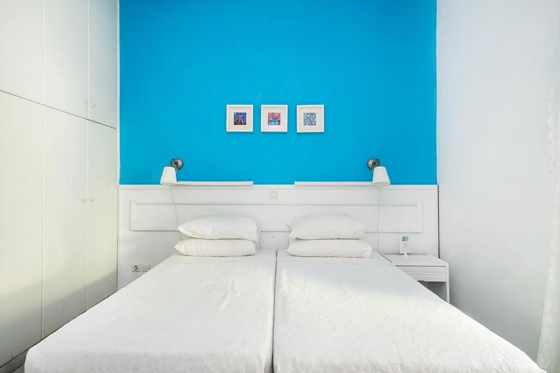 Daphne's Club Hotel Apartments