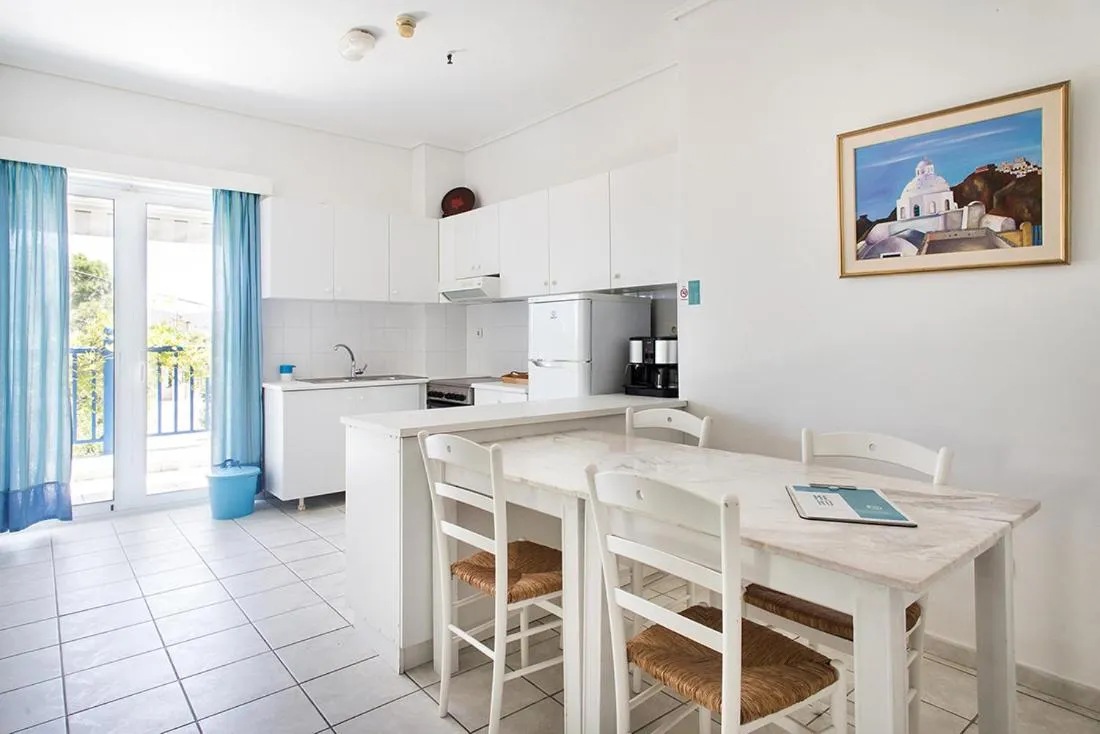 Daphne's Club Hotel Apartments