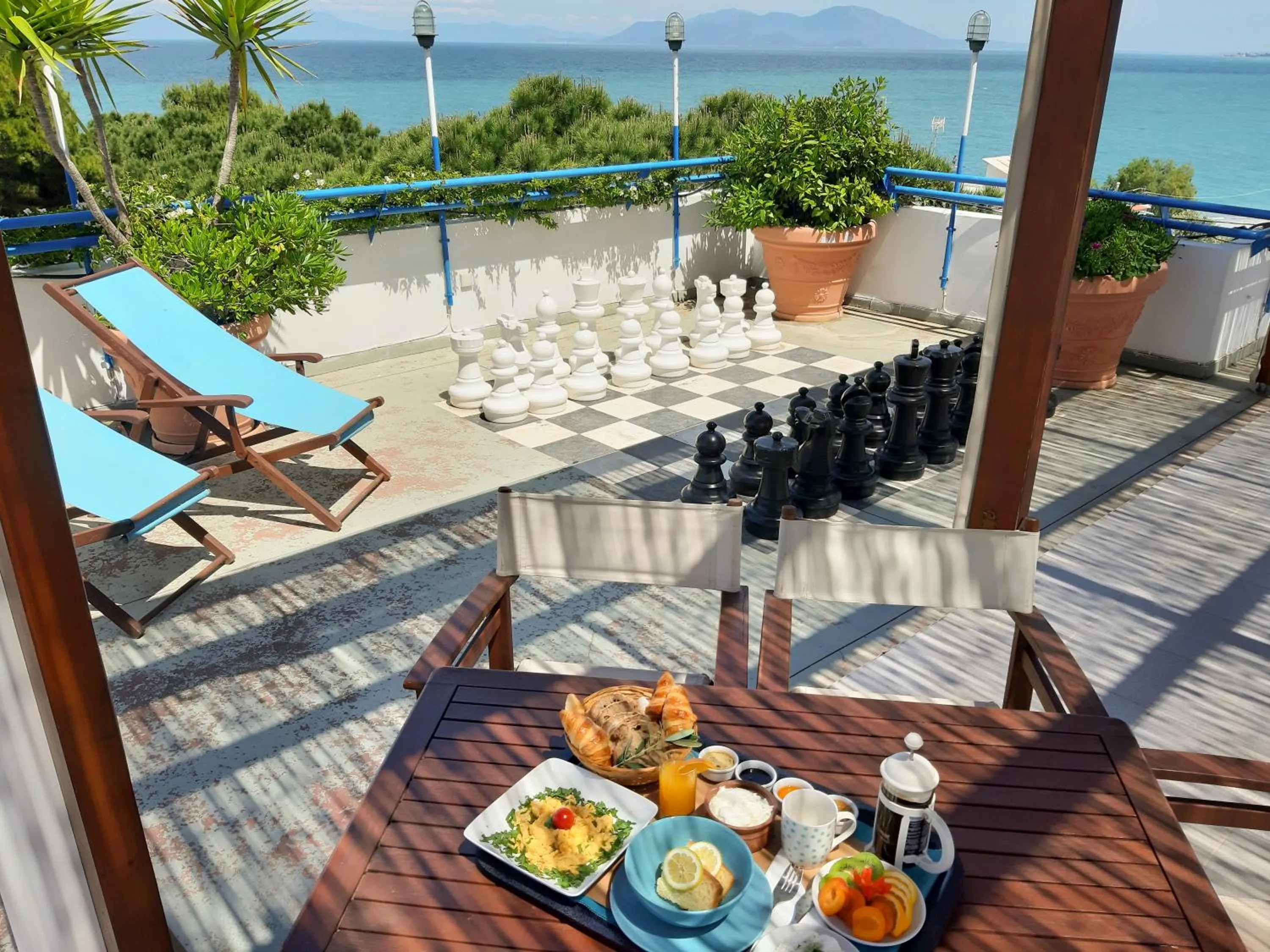 Breakfast in Daphne's Club Hotel Apartments