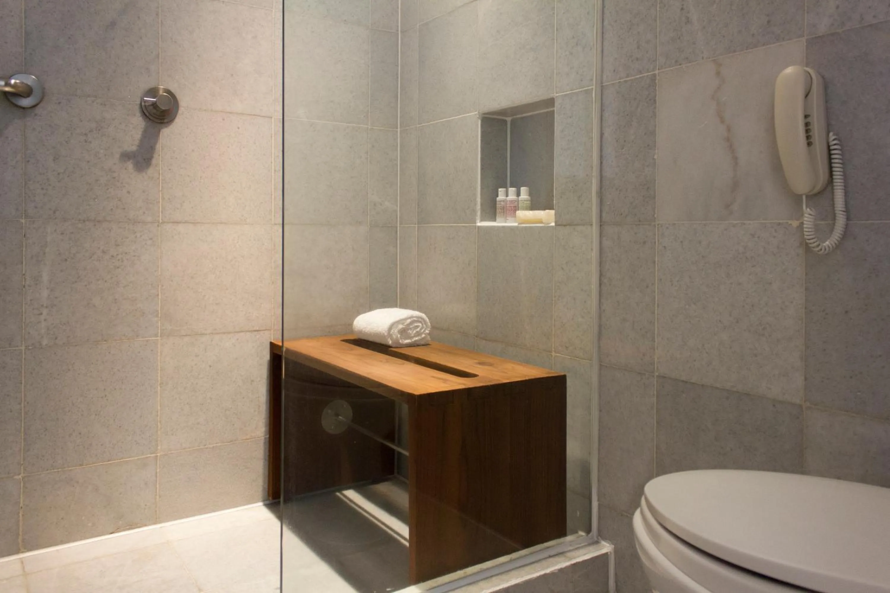 Shower in Habita, Mexico City, a Member of Design Hotels