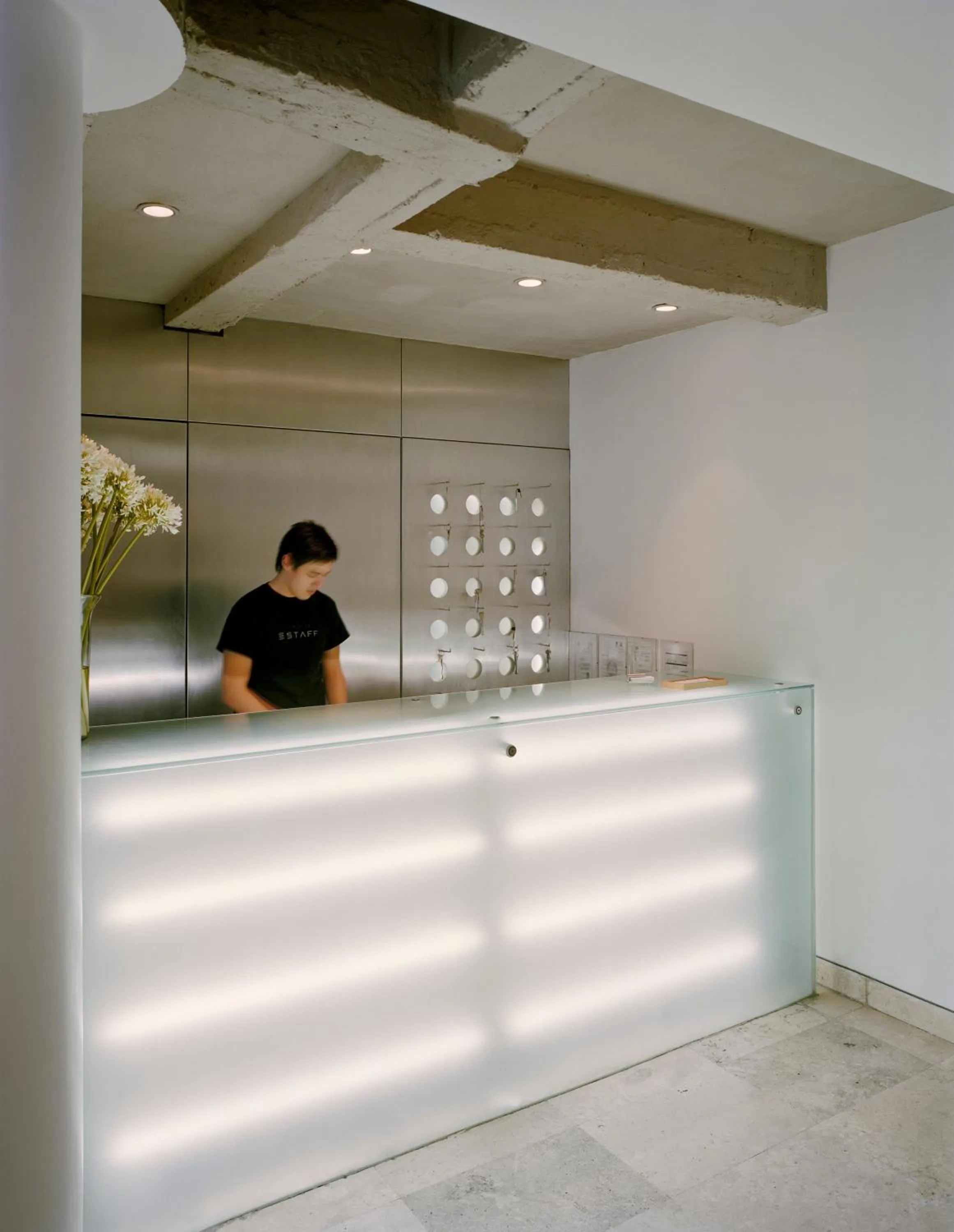 Lounge or bar in Habita, Mexico City, a Member of Design Hotels