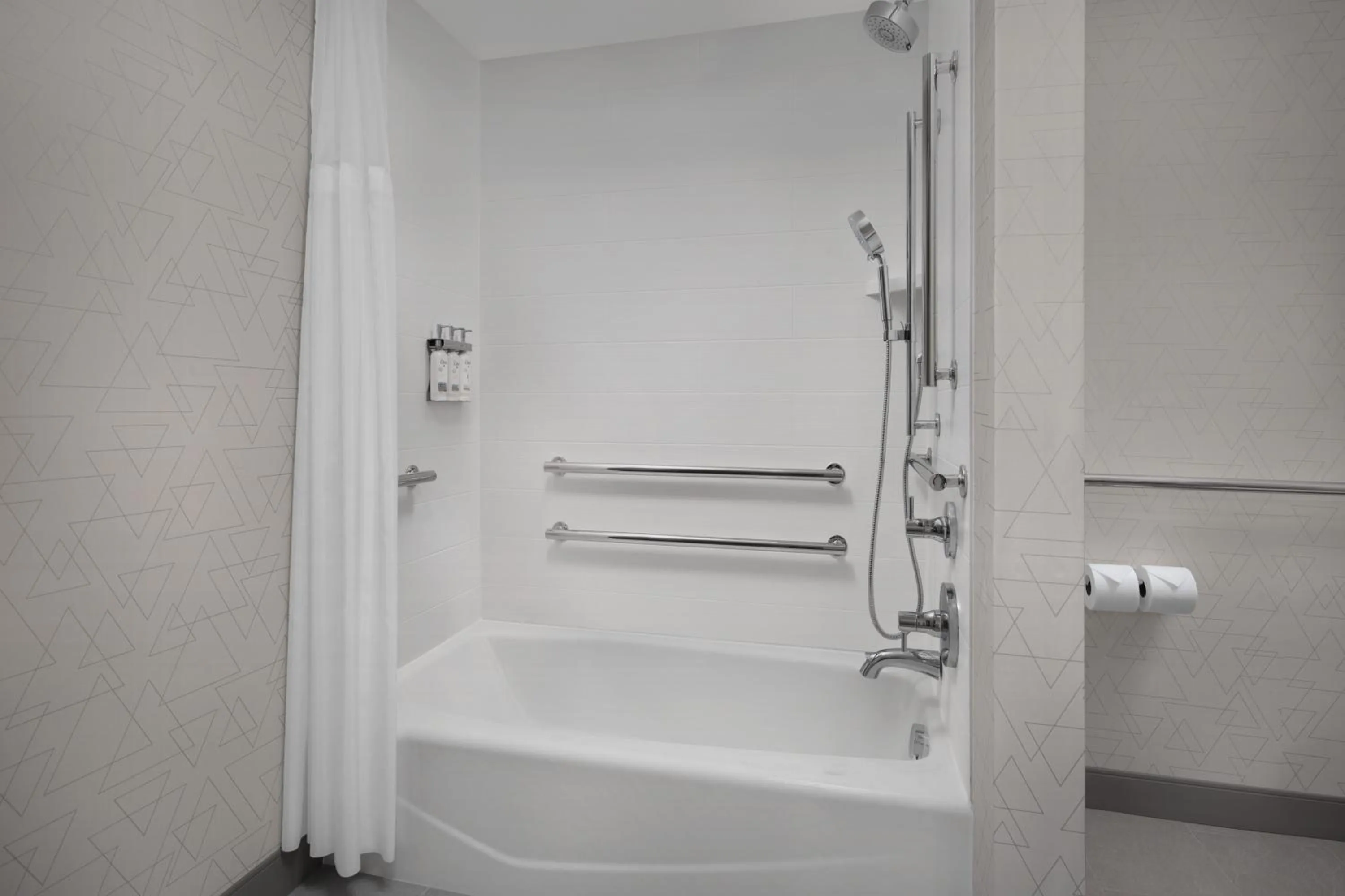 Bathroom in Independent SPHC BWI Suites