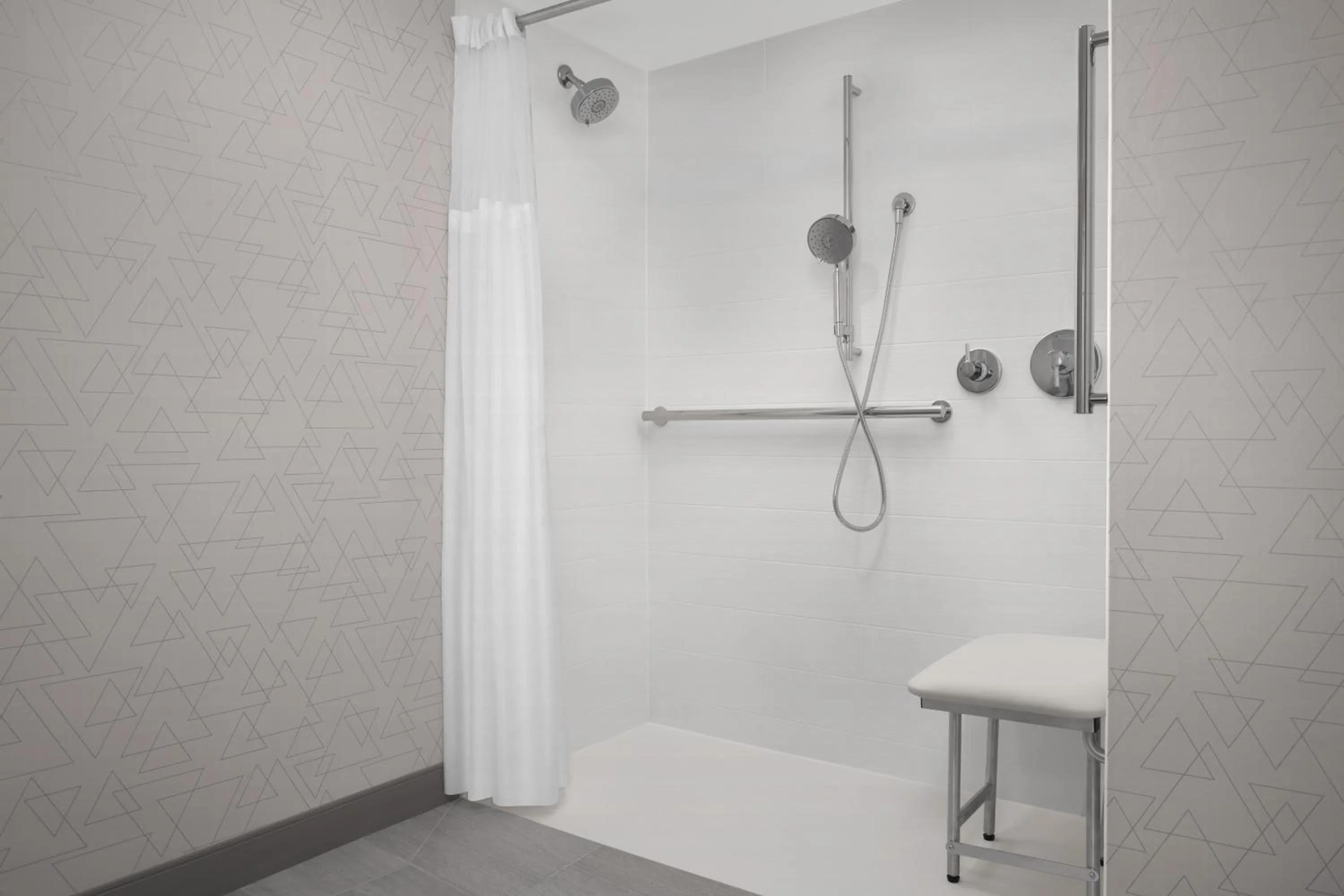 Bathroom in Independent SPHC BWI Suites