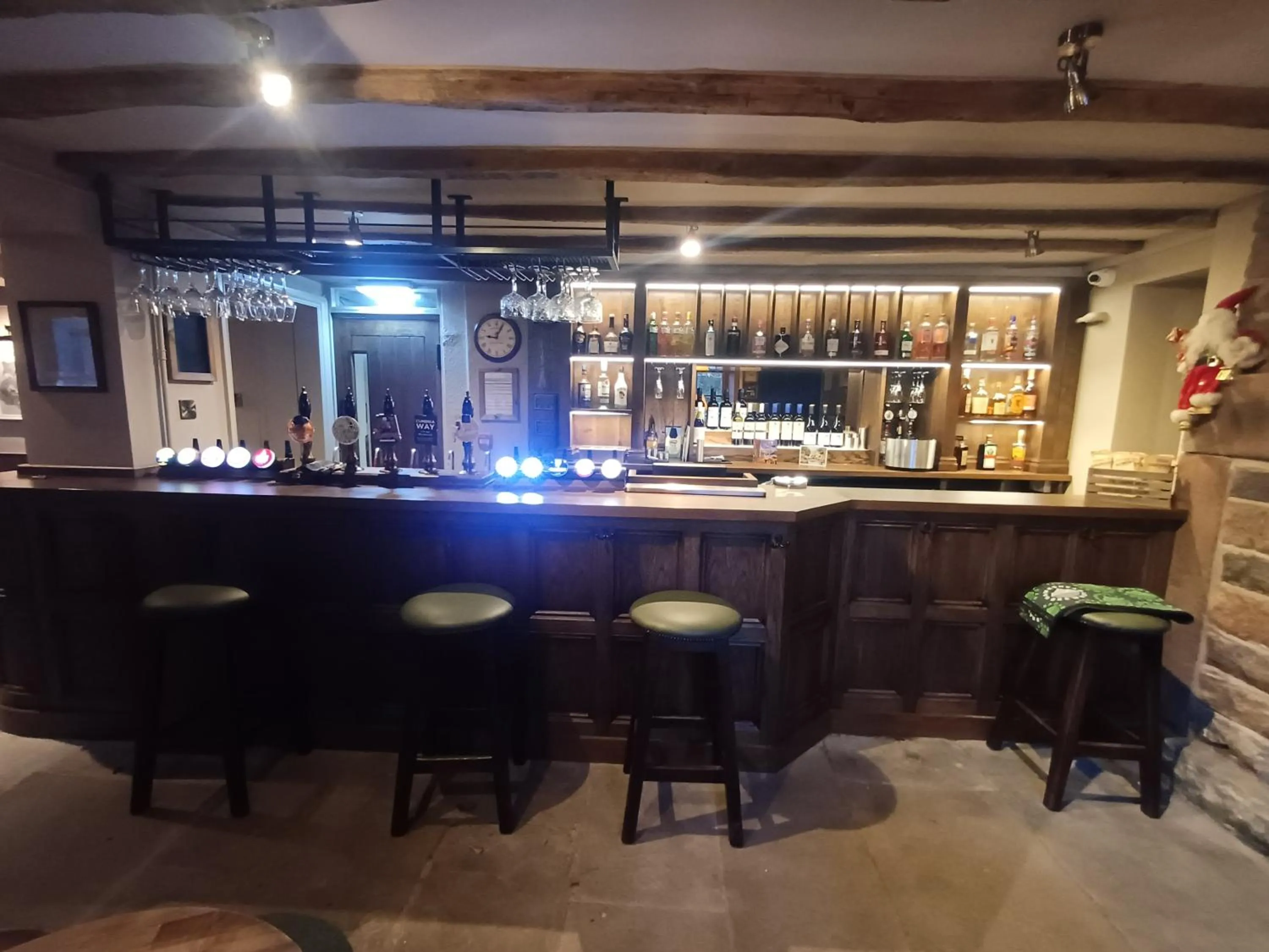 Lounge or bar in Fox and Pheasant Inn