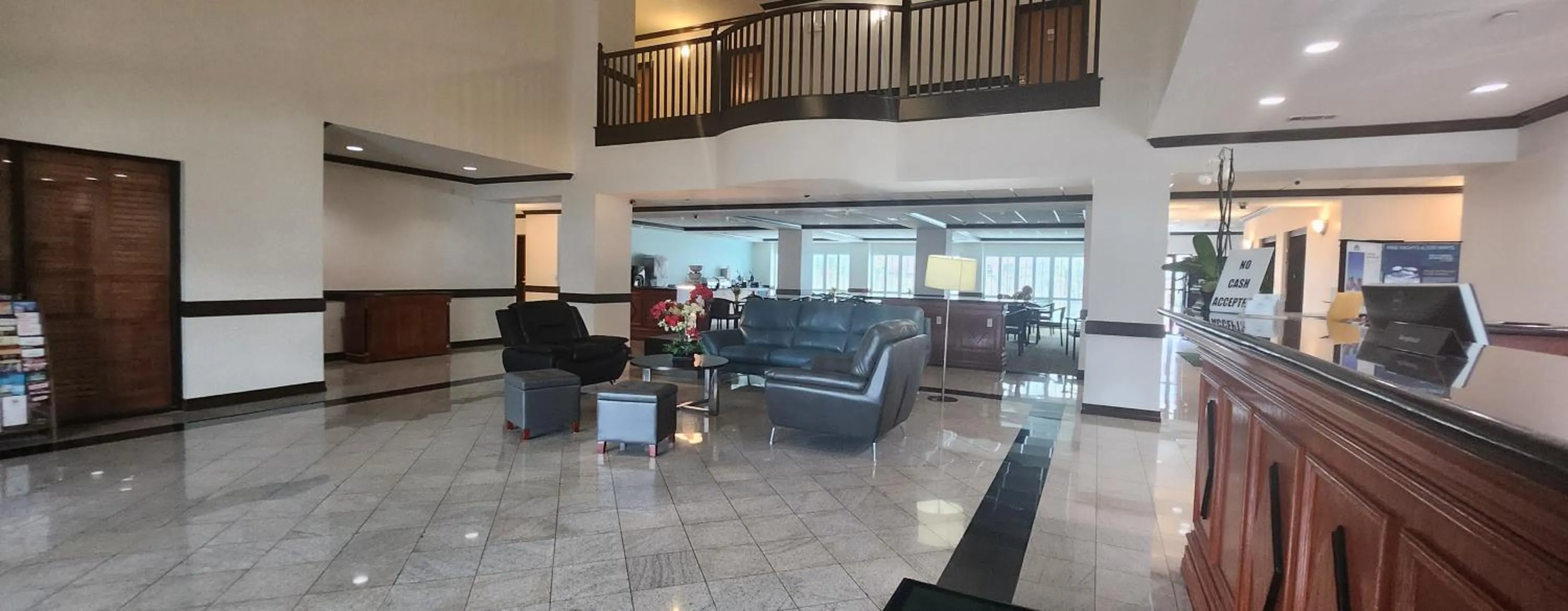 Lobby or reception in Wingate By Wyndham Houston / Willowbrook