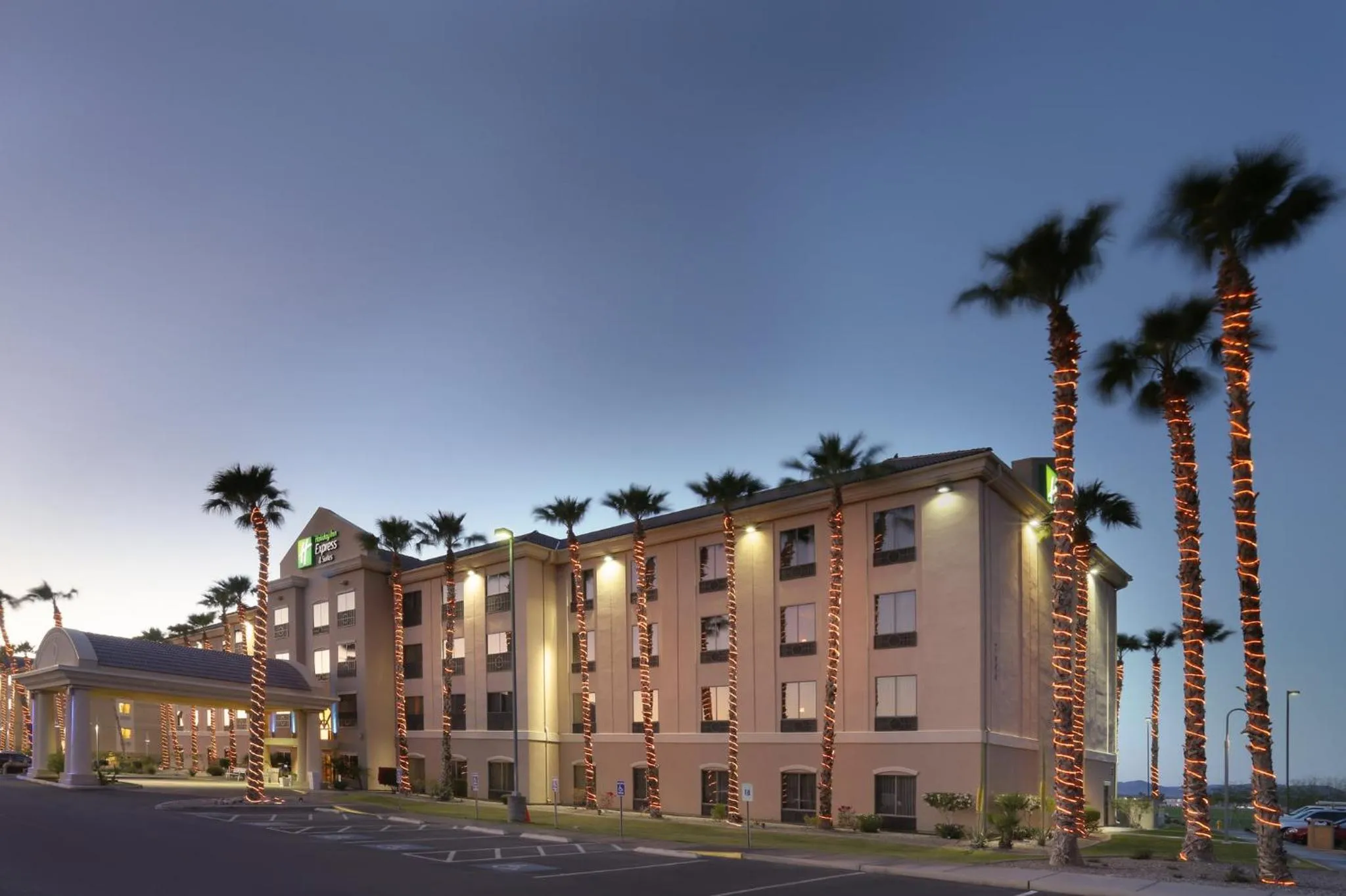 Property building in Holiday Inn Express Hotel & Suites Yuma by IHG