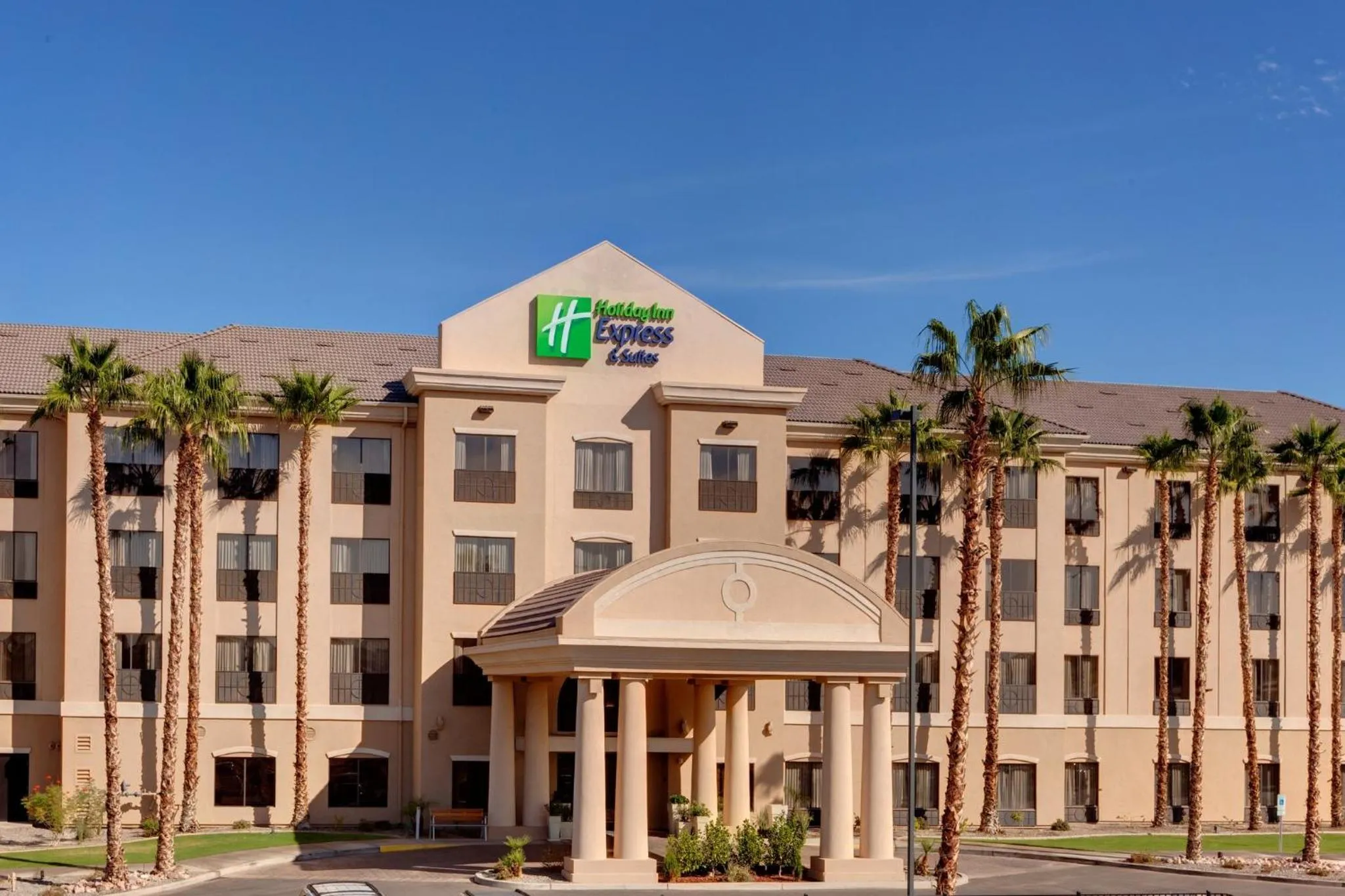 Property building in Holiday Inn Express Hotel & Suites Yuma by IHG