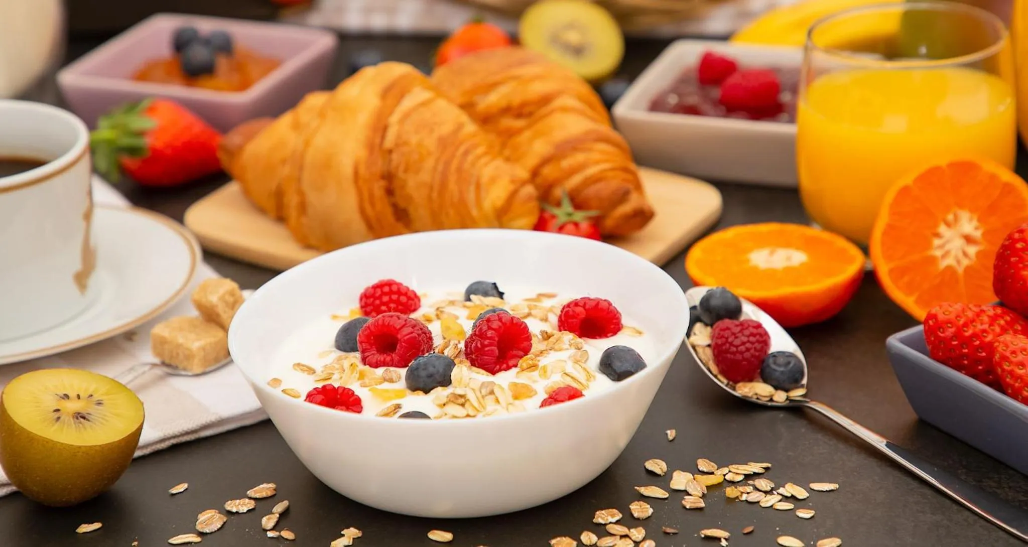 Restaurant/places to eat in Holiday Inn Chicago Midway Airport S by IHG