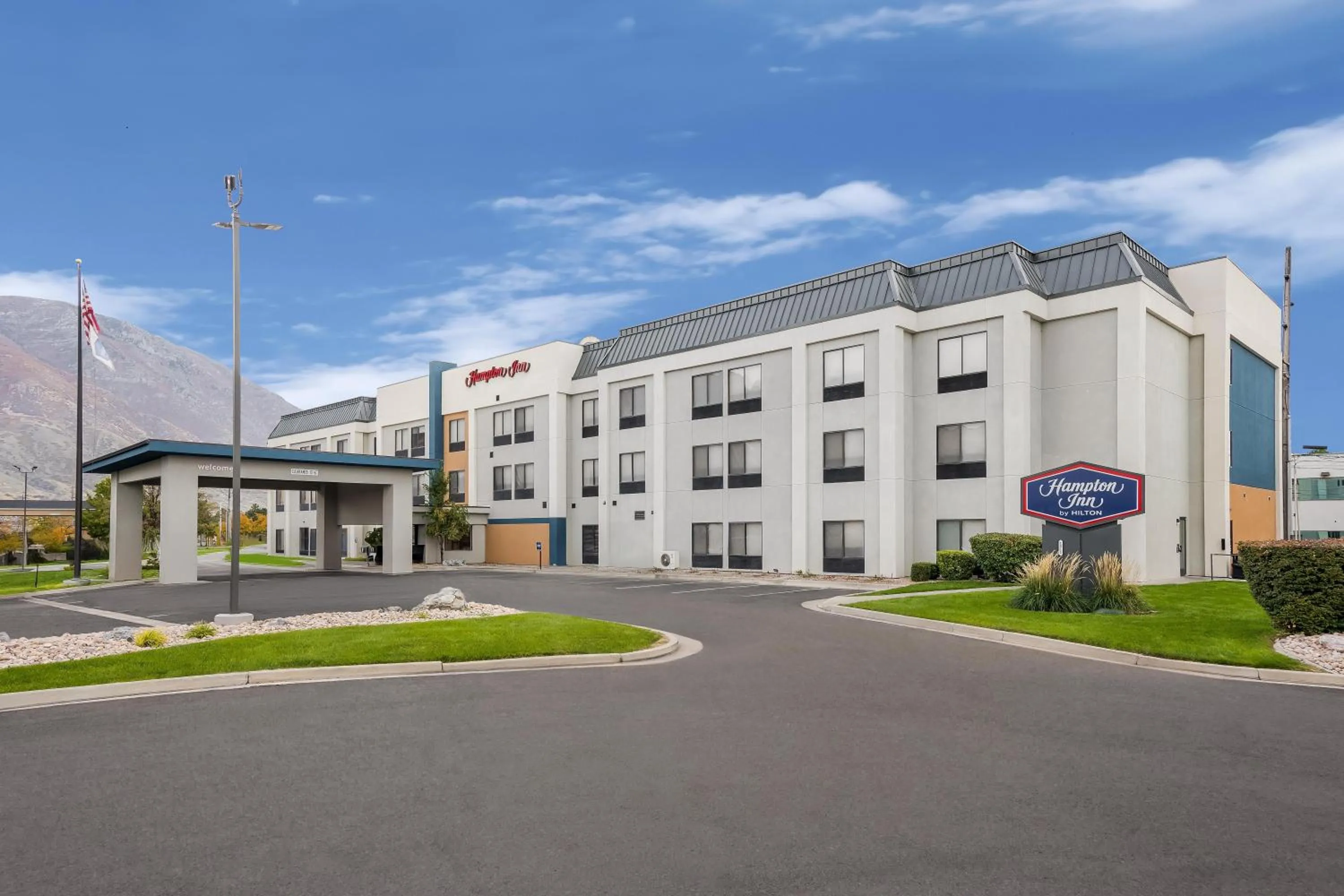 Property building in Hampton Inn Provo