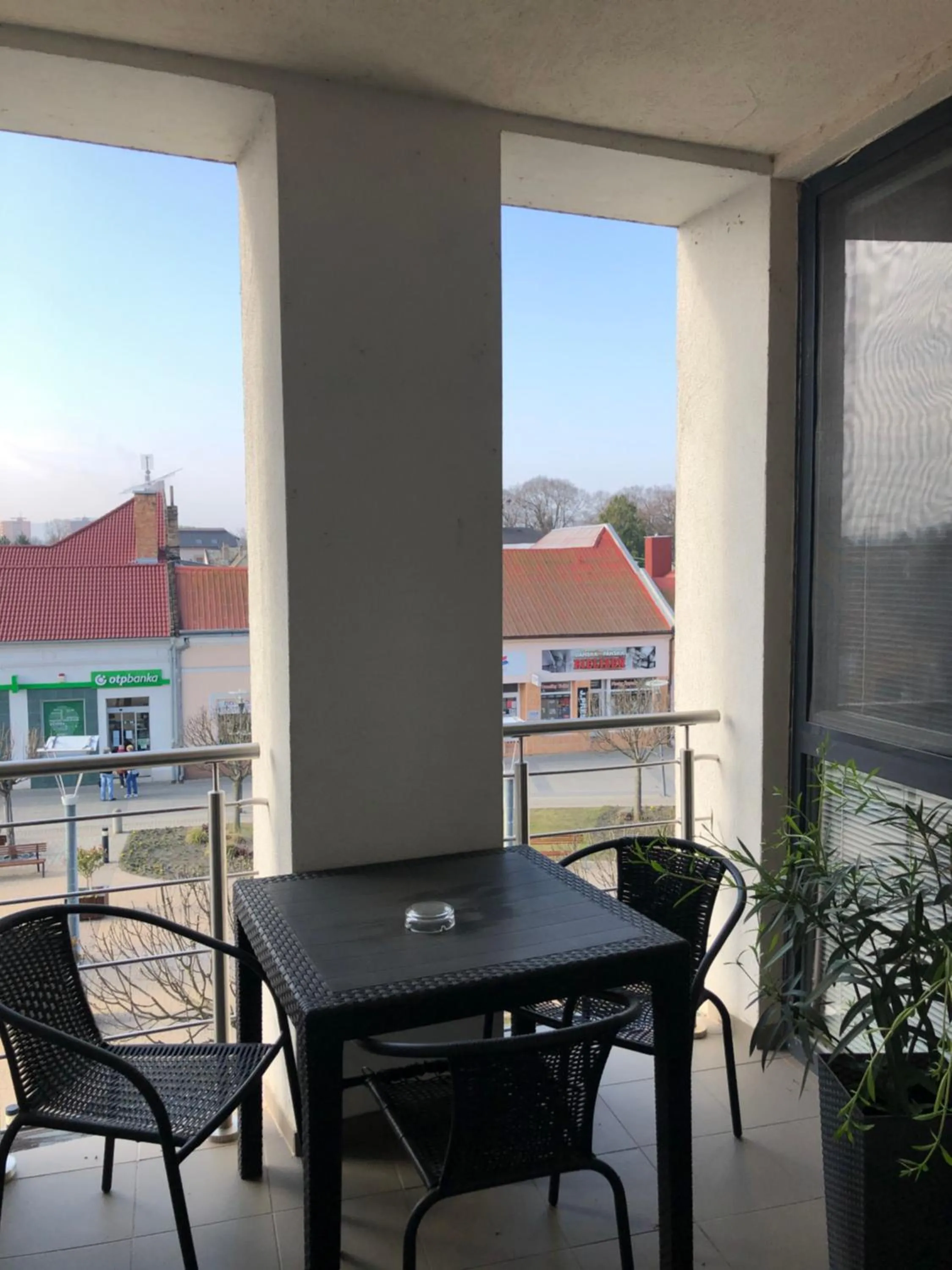 Apartment with Terrace in Central House