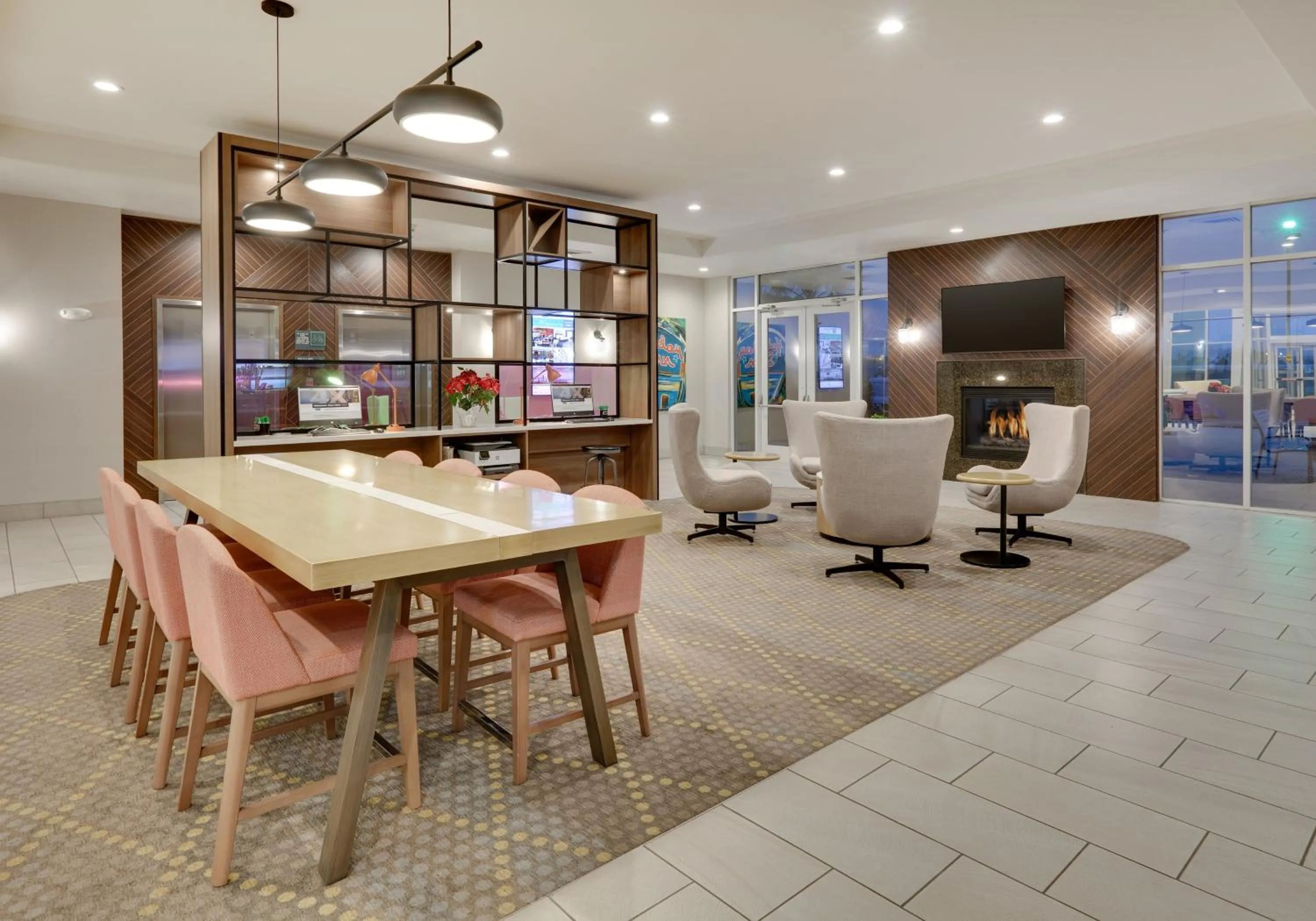 Property building in Holiday Inn Yuma by IHG