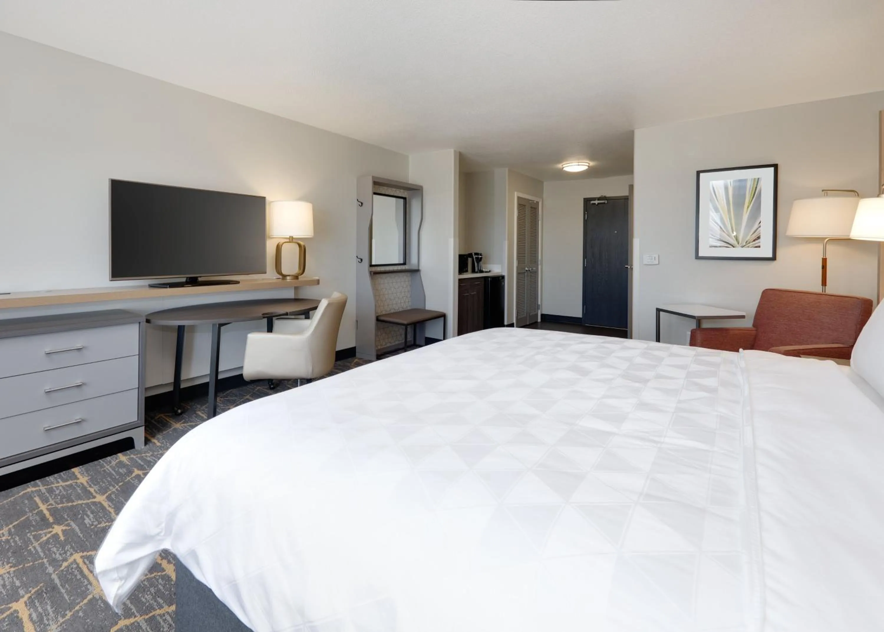 Photo of the whole room, Bed in Holiday Inn Yuma by IHG