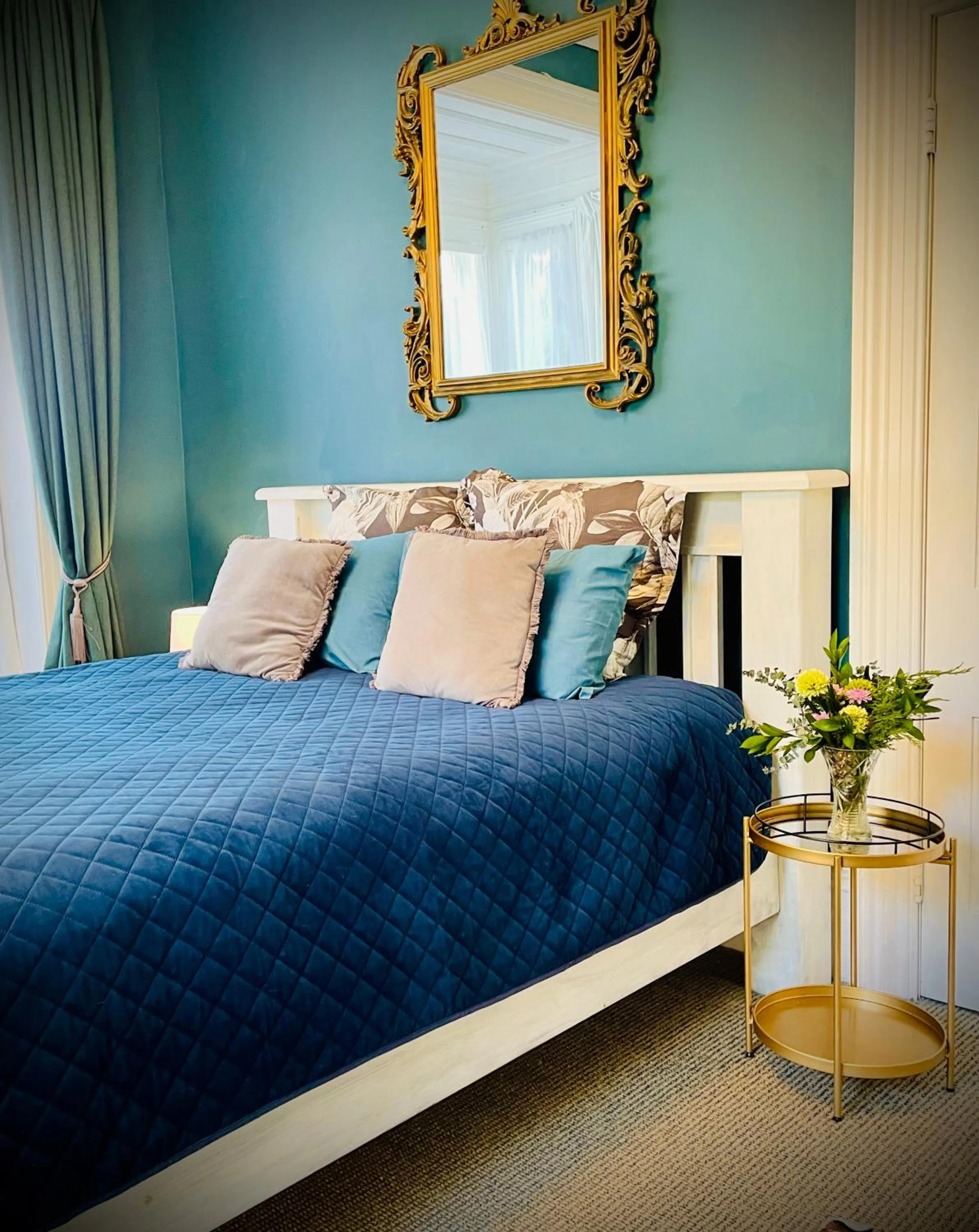 Photo of the whole room, Bed in Bavaria Boutique Hotel