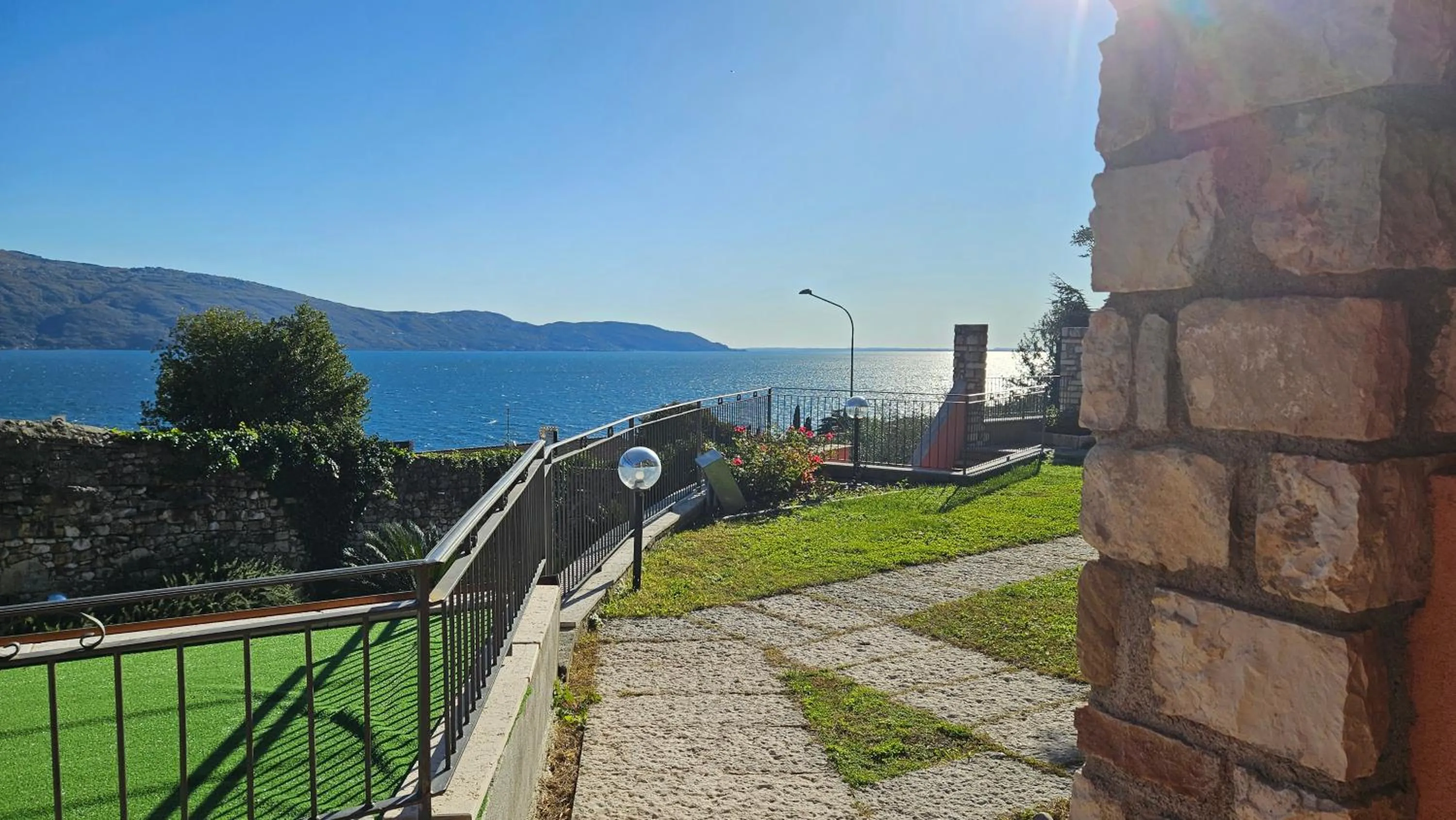 Residence Borgo Dei Limoni - Appartamenti con Garage