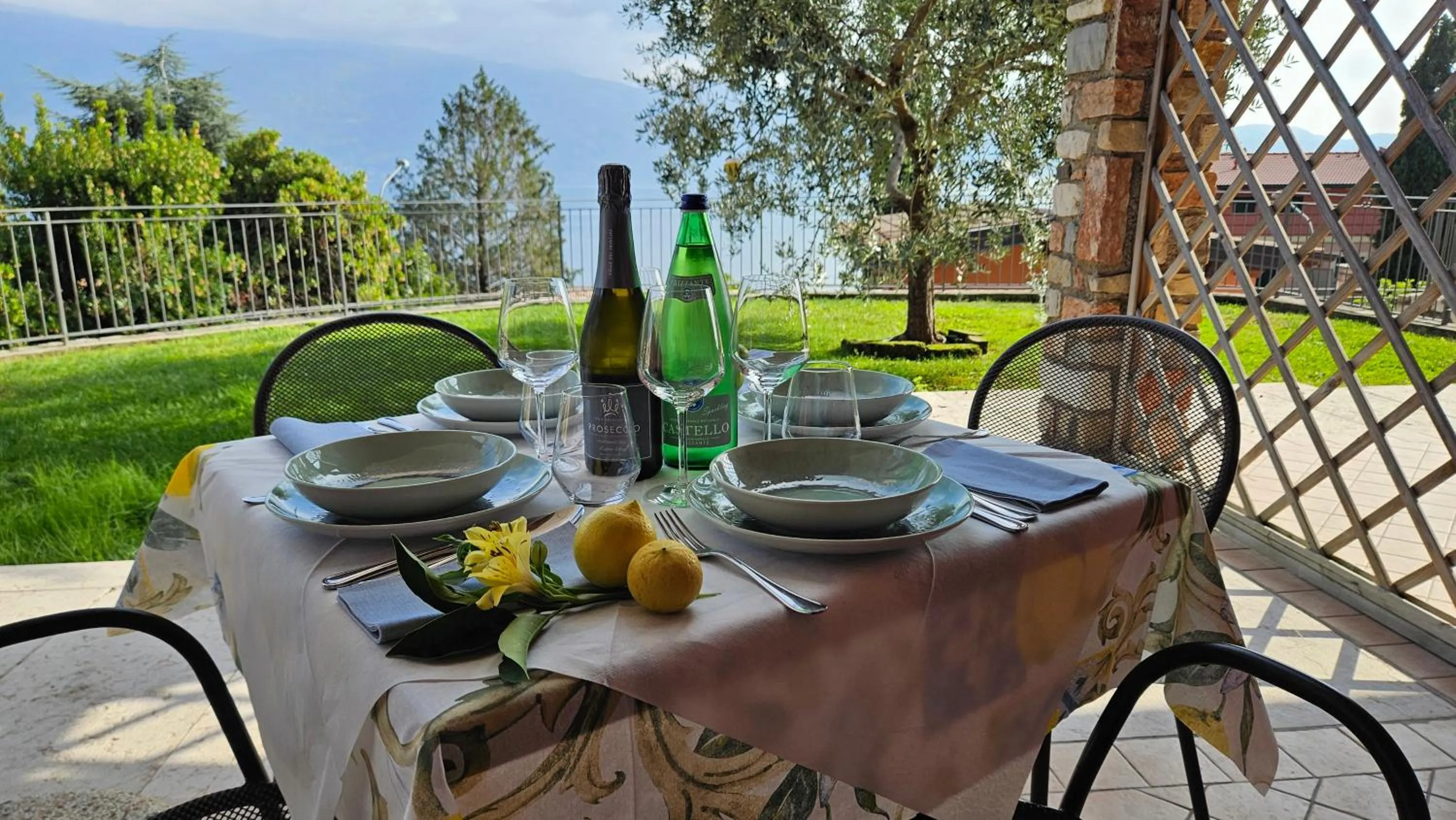 Residence Borgo Dei Limoni - Appartamenti con Garage