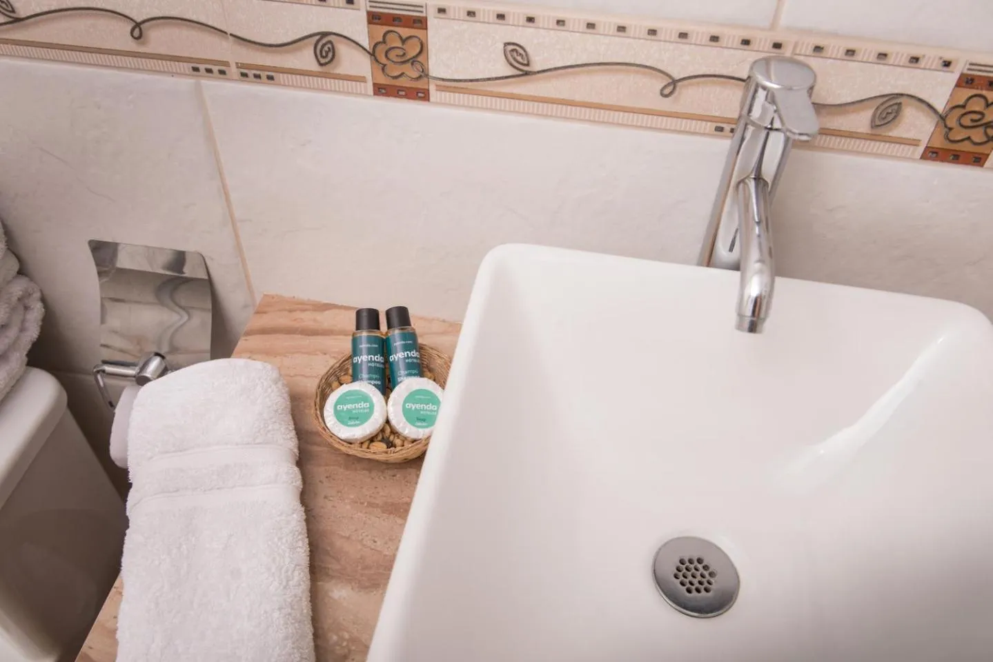 Bathroom in Cusco Hotel Cascada del Inka
