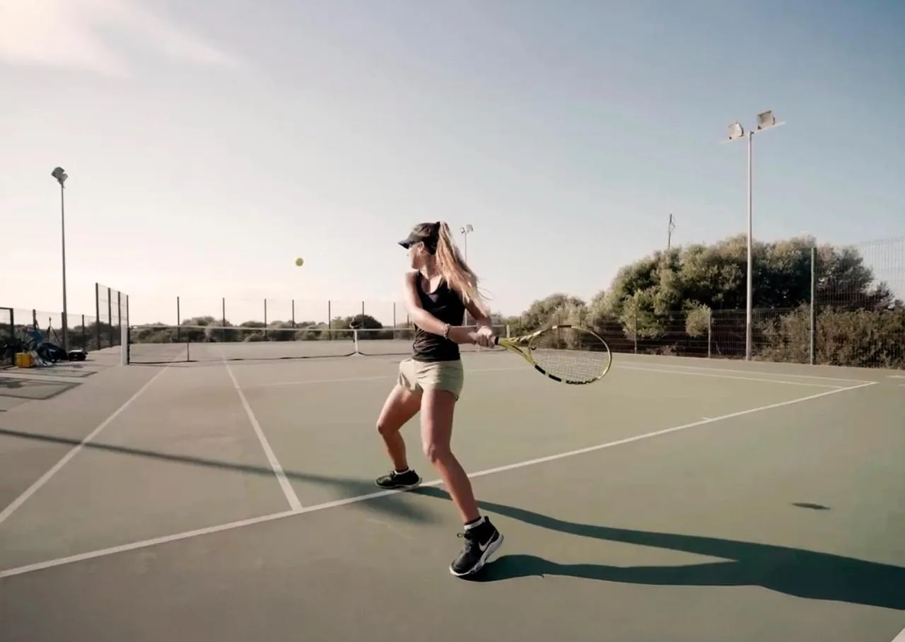 Tennis court in Hotel Rural Sant Ignasi