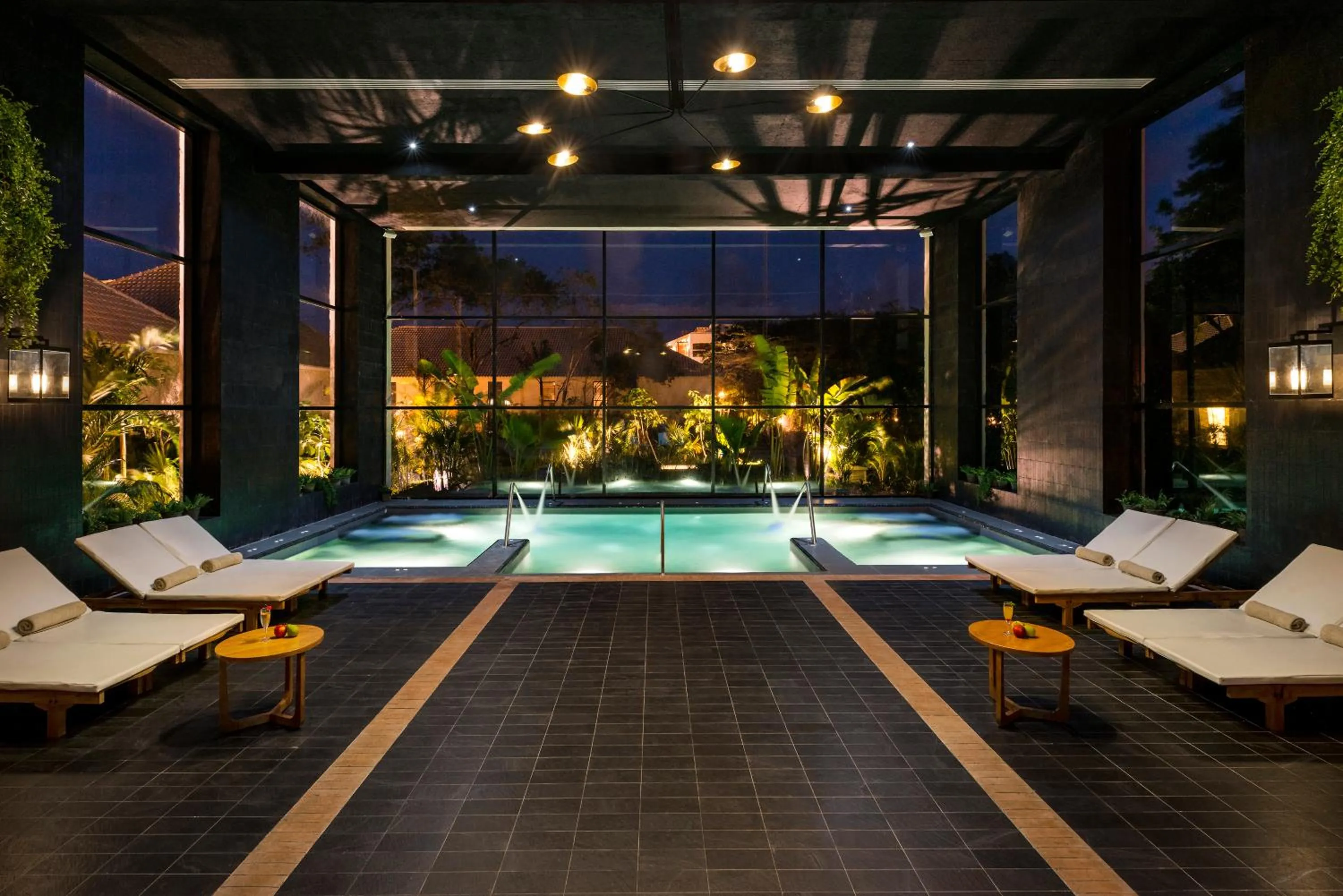 Day in Ocean Riviera Paradise All Inclusive