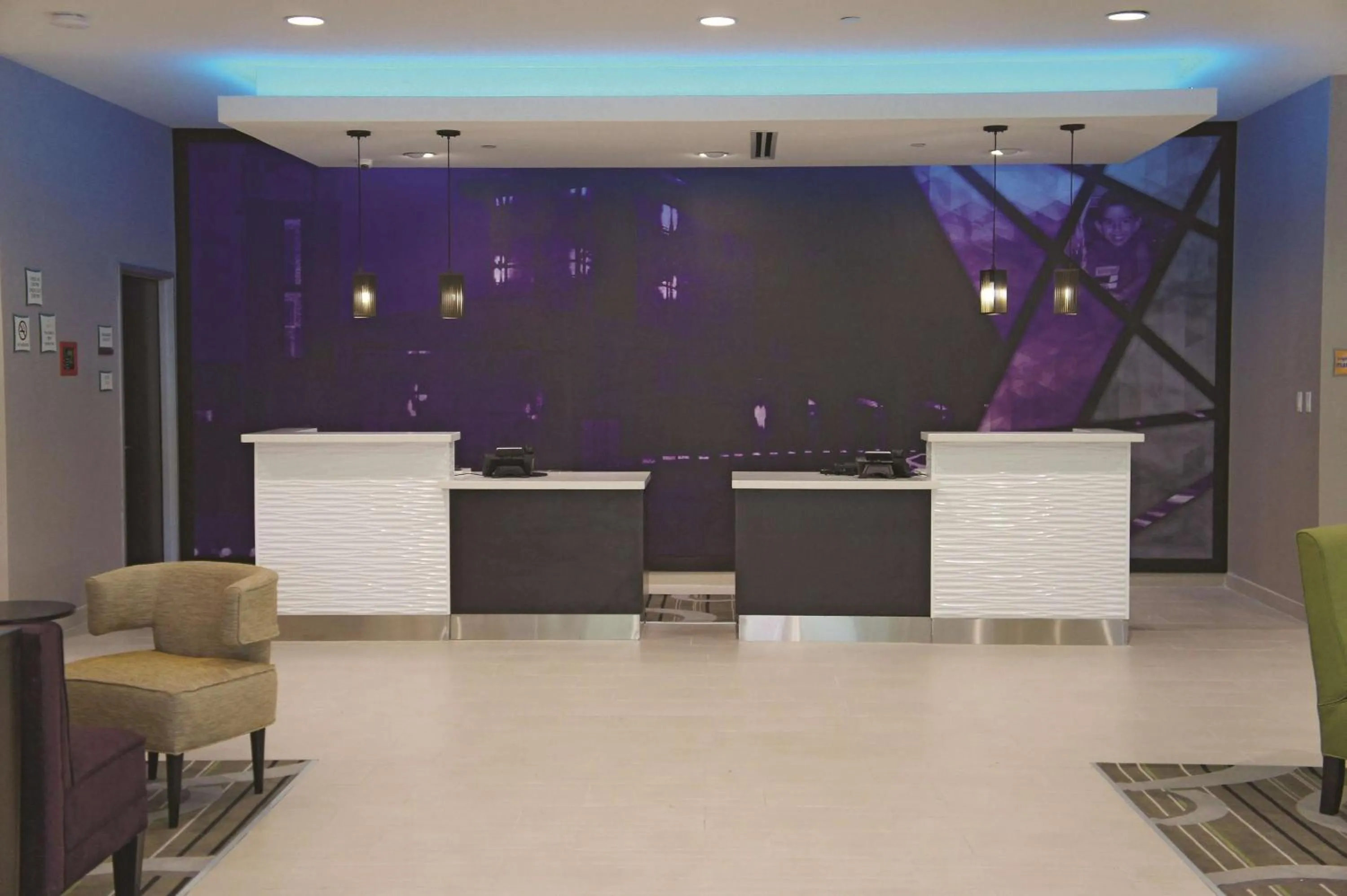 Lobby or reception in La Quinta by Wyndham McAllen Convention Center