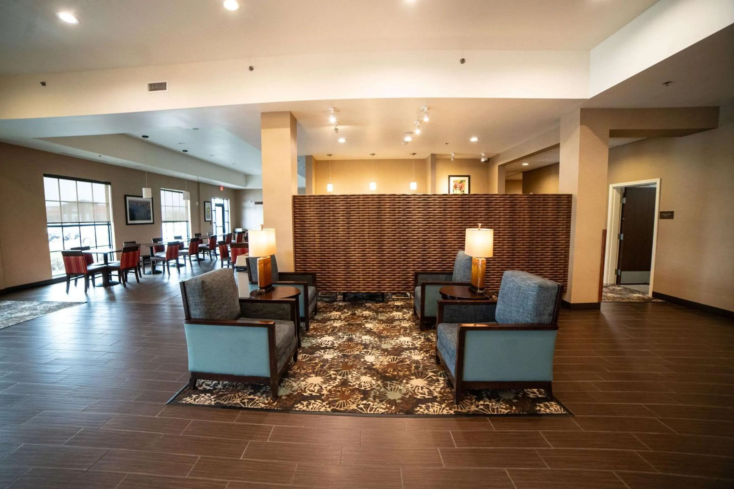 Lobby or reception in Comfort Suites University Brookings