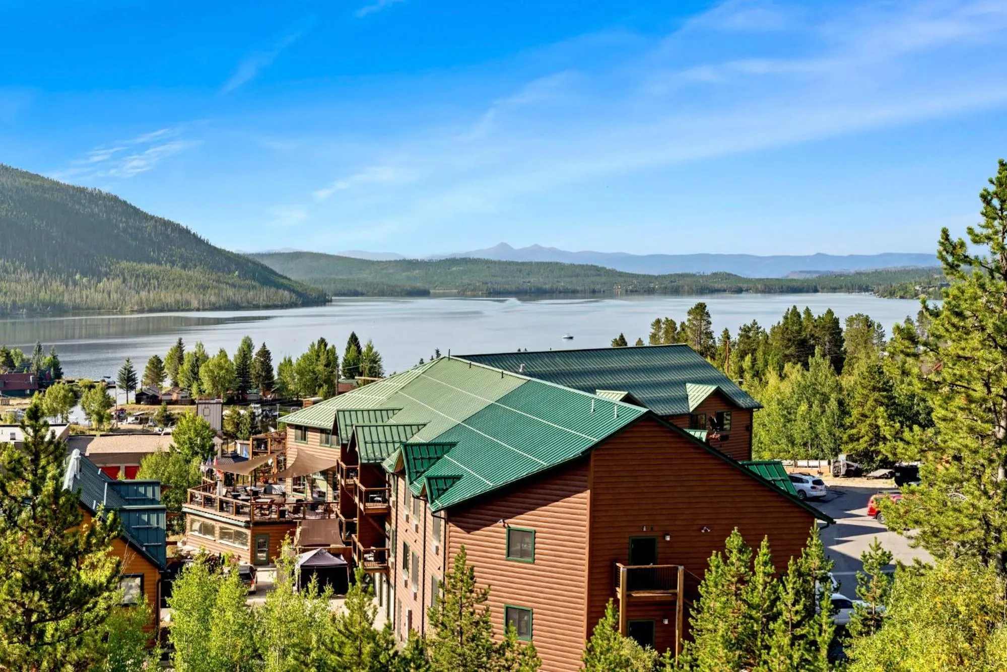 Lake view in Gateway Inn