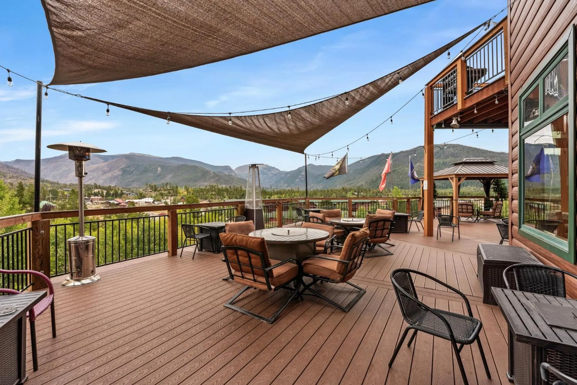 Patio in Gateway Inn