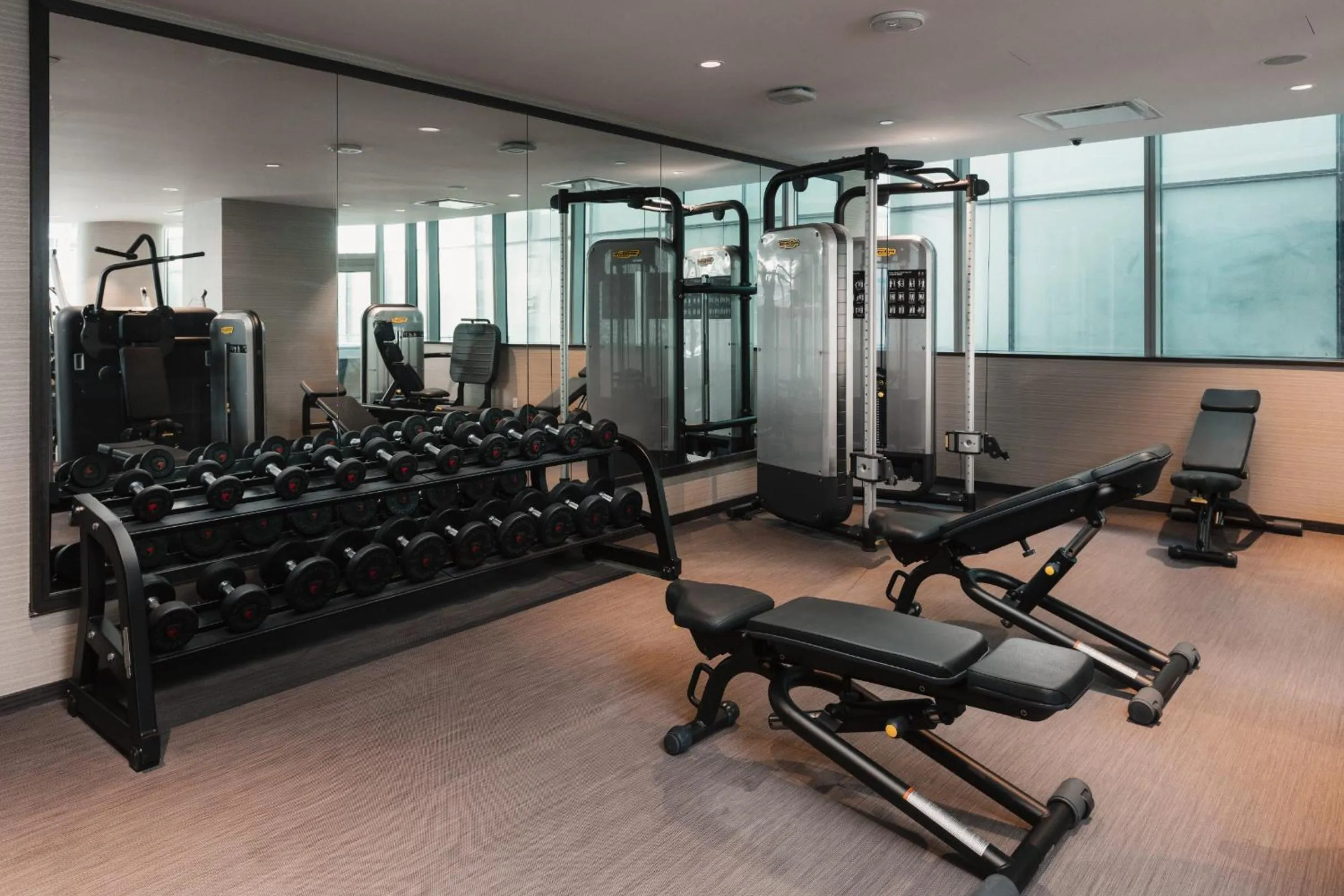 Fitness centre/facilities in Paradox Vancouver