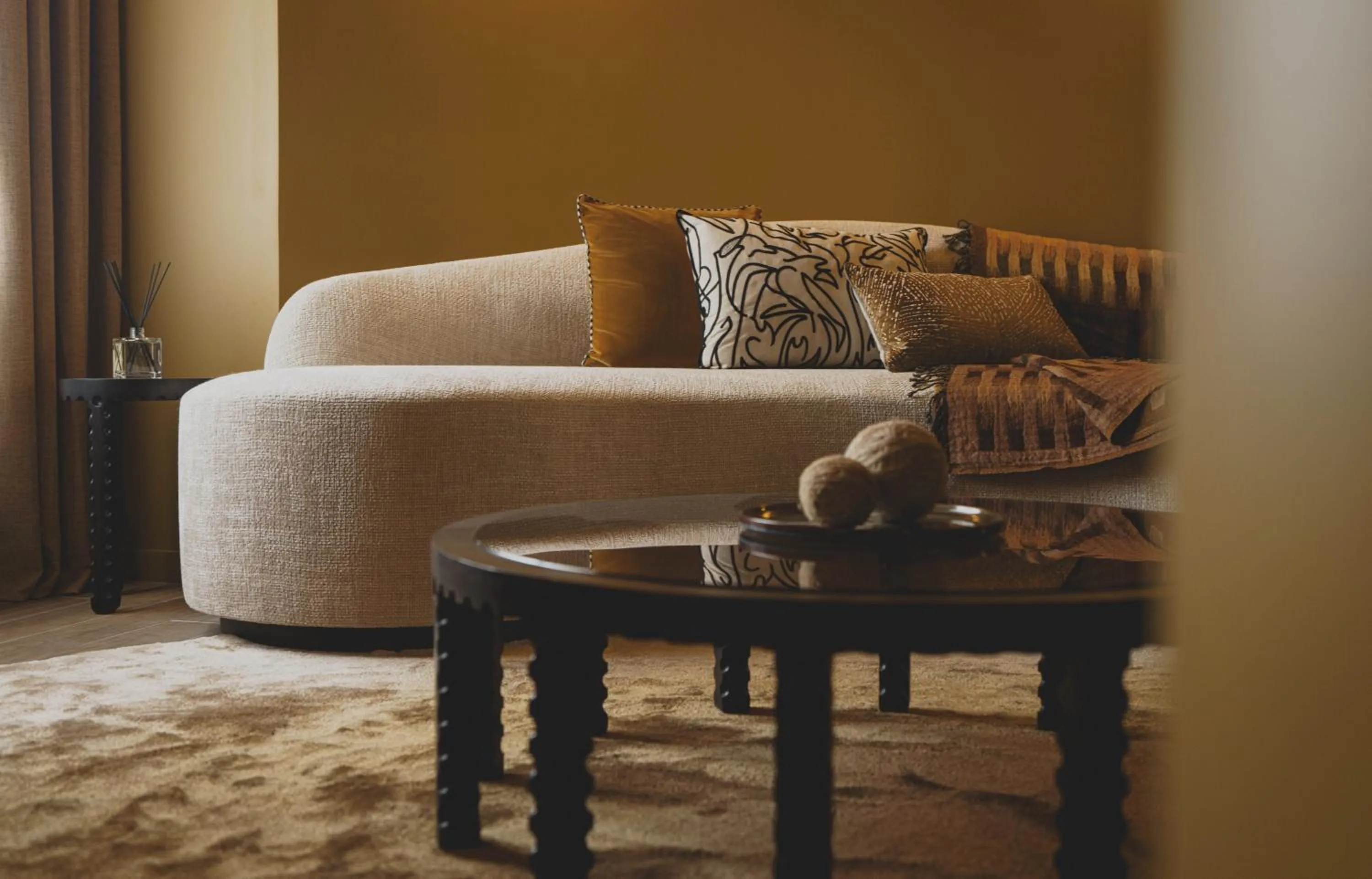 Living room in Hotel Gounod Fully Renovated