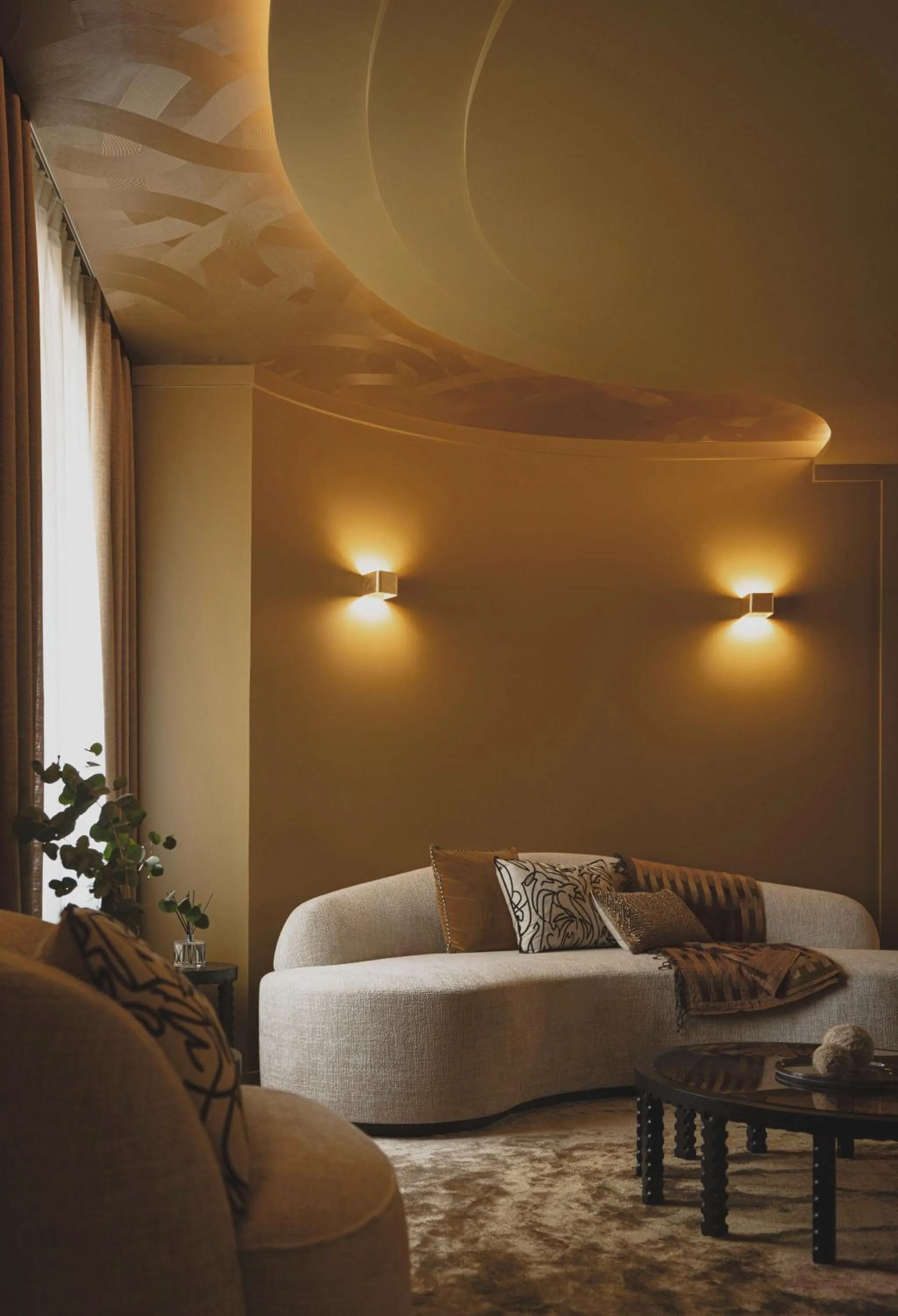 Living room in Hotel Gounod Fully Renovated