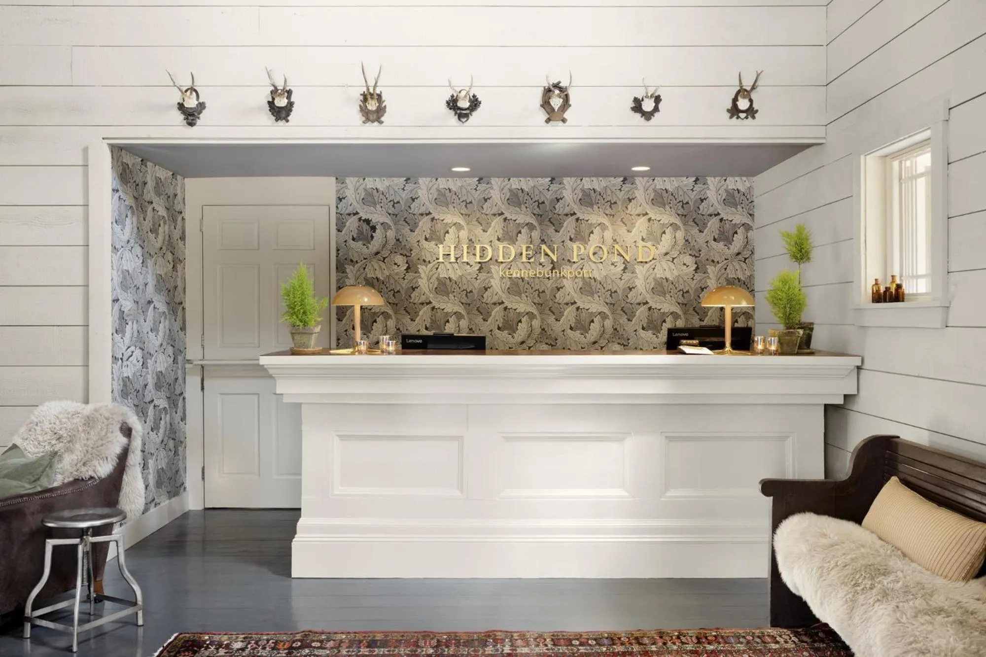 Lobby or reception in Hidden Pond Resort