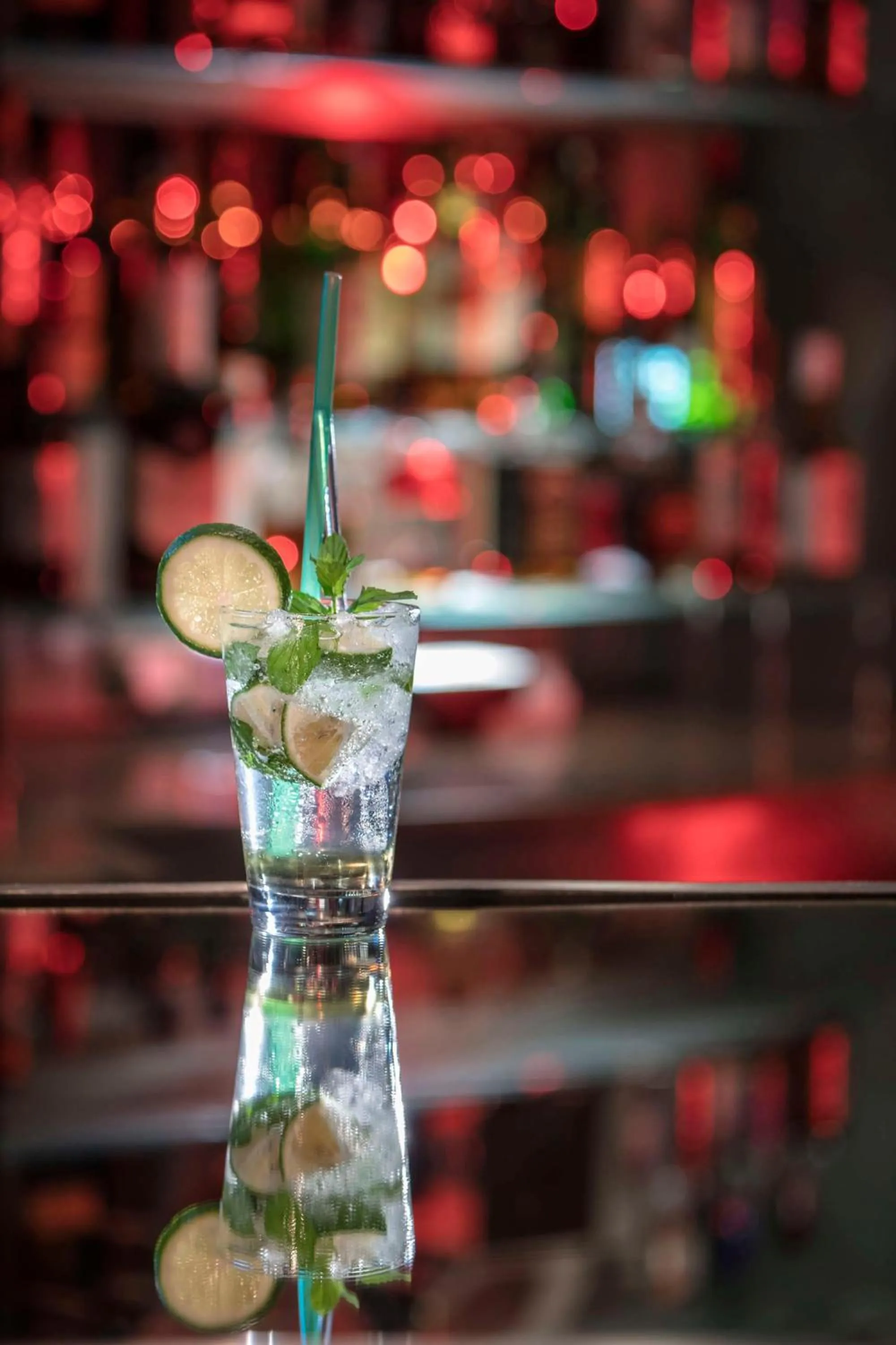 Lounge or bar in Adana HiltonSA Hotel