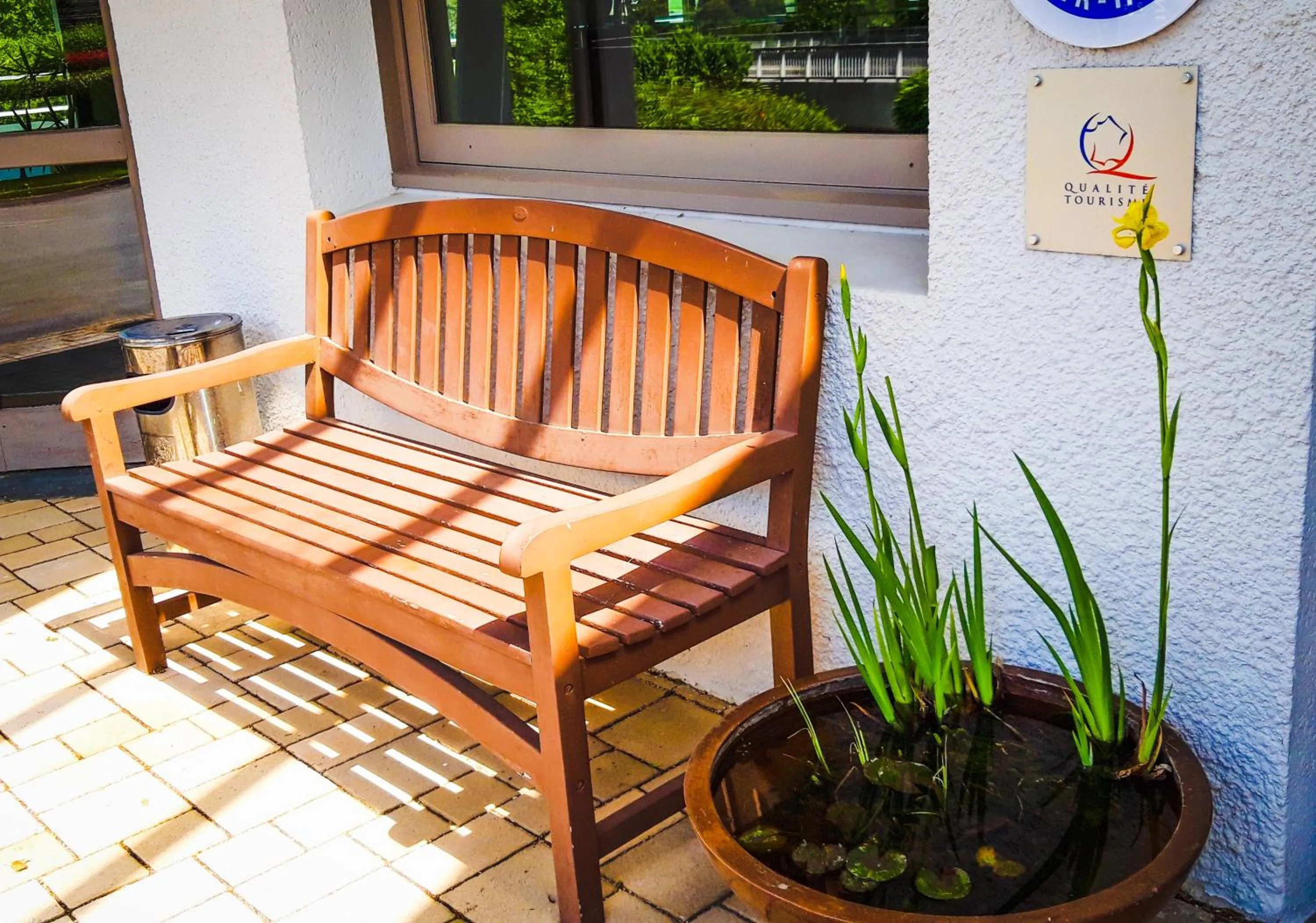 Balcony/Terrace in Hotel Alicia Auray Le Bono