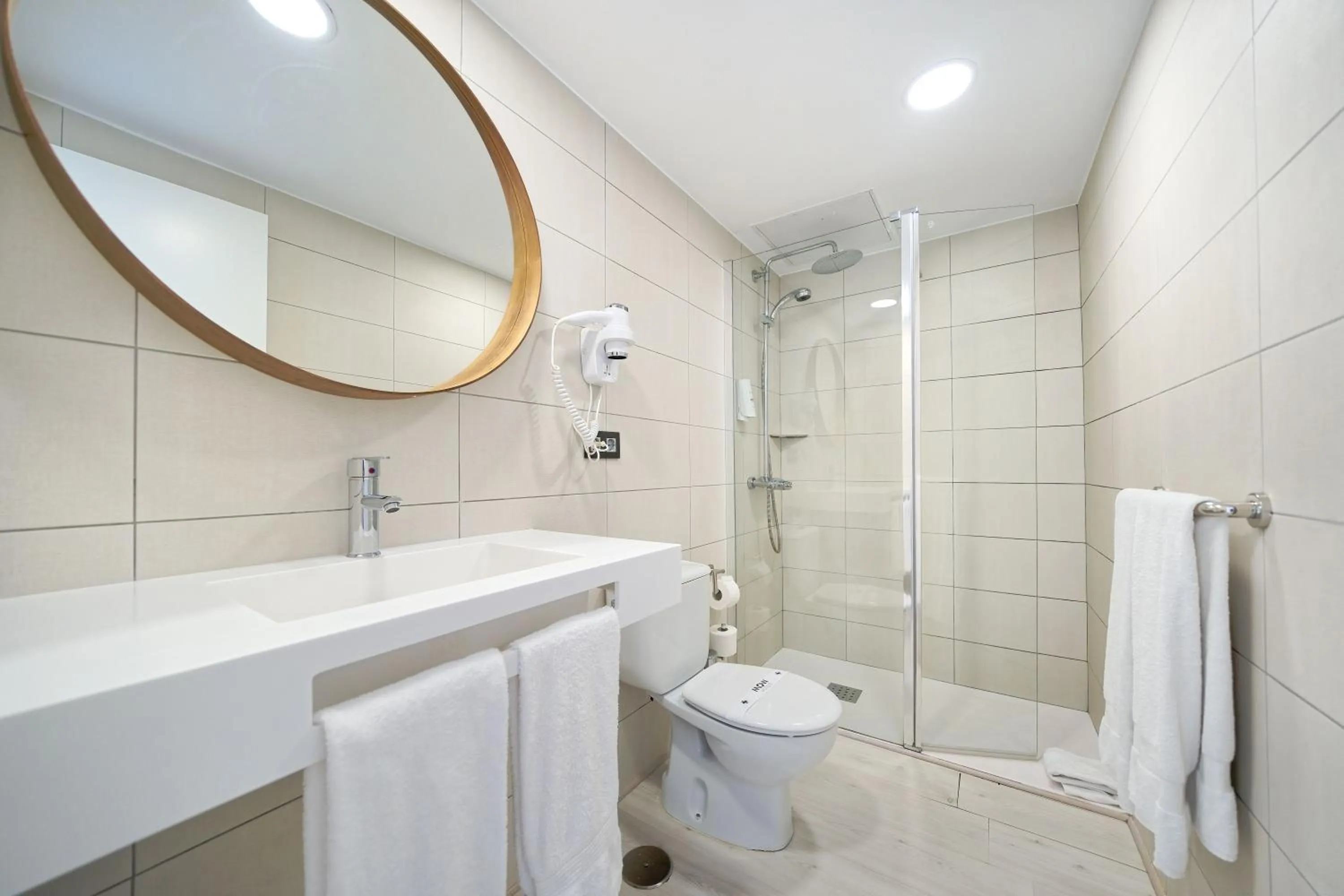 Shower in Atlantic Sun Beach - Gay Men Only