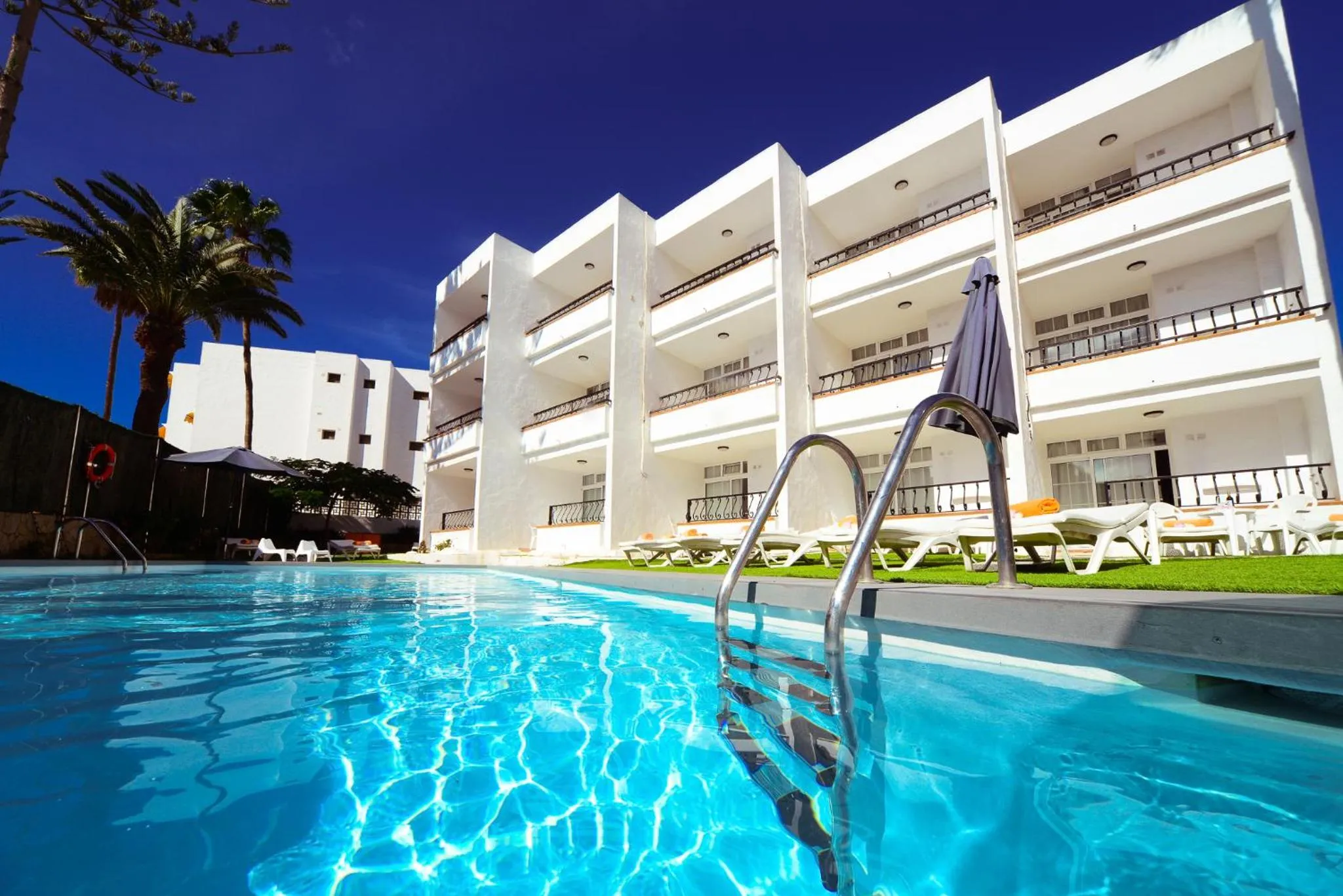 Swimming pool in Atlantic Sun Beach - Gay Men Only