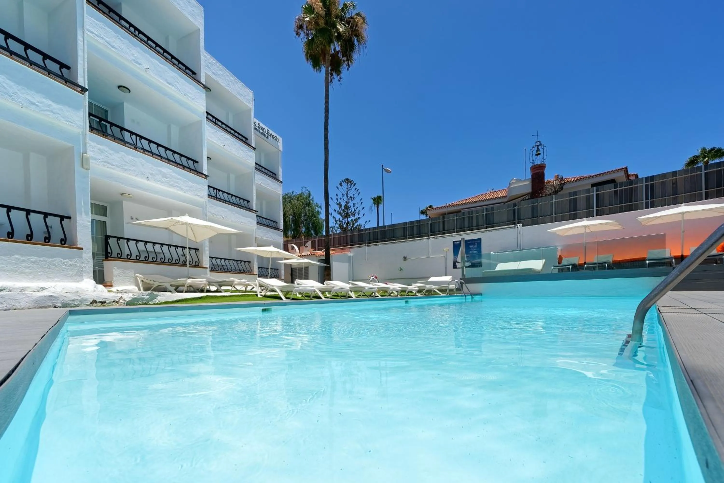 Property building in Atlantic Sun Beach - Gay Men Only