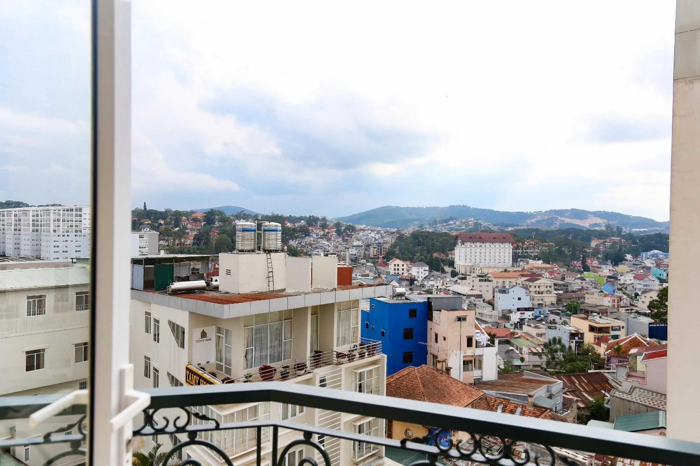 Day in Iris Dalat Hotel