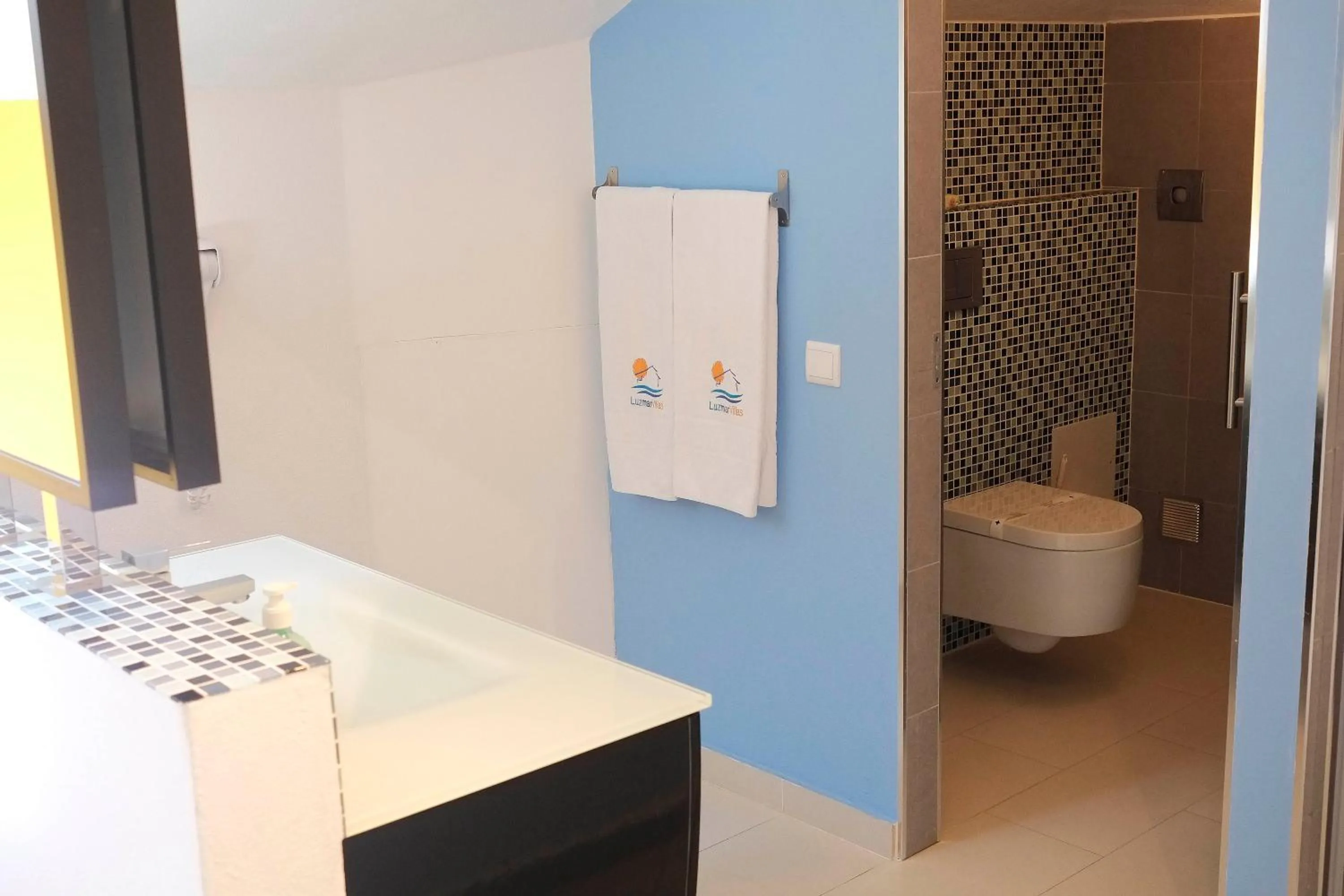 Bathroom in Luzmar Villas