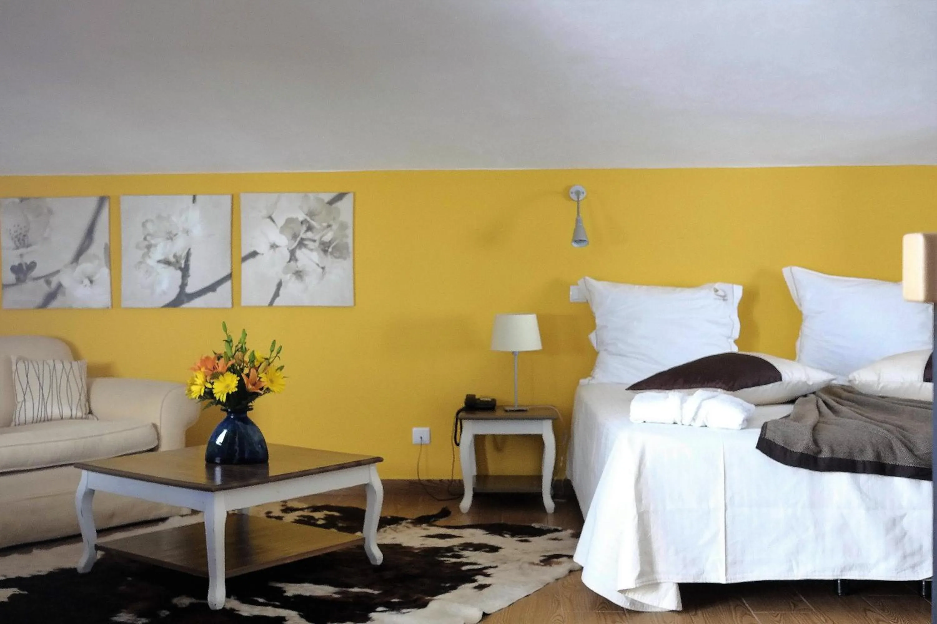 Bed in Luzmar Villas