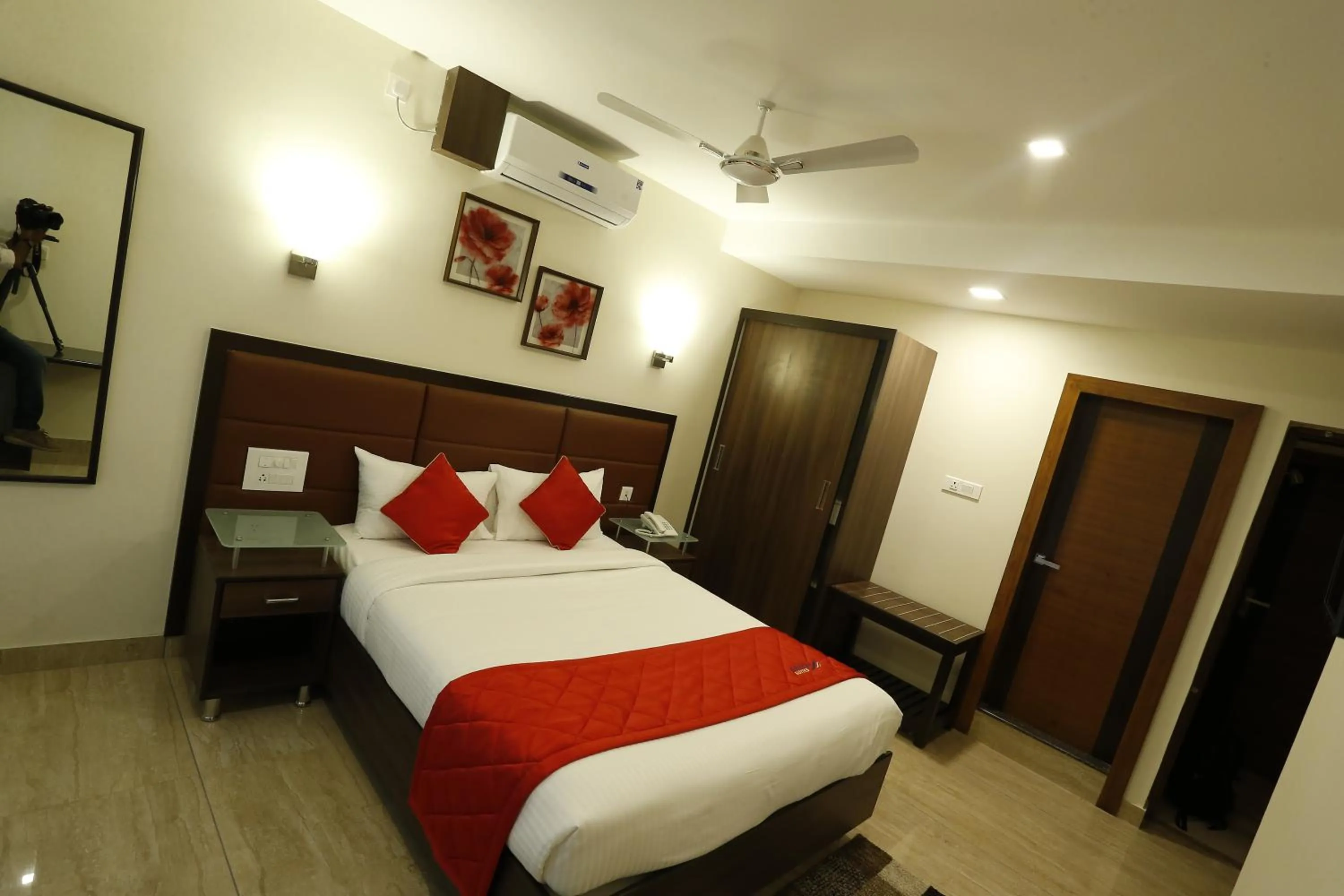 Bed in D Breeze Suites