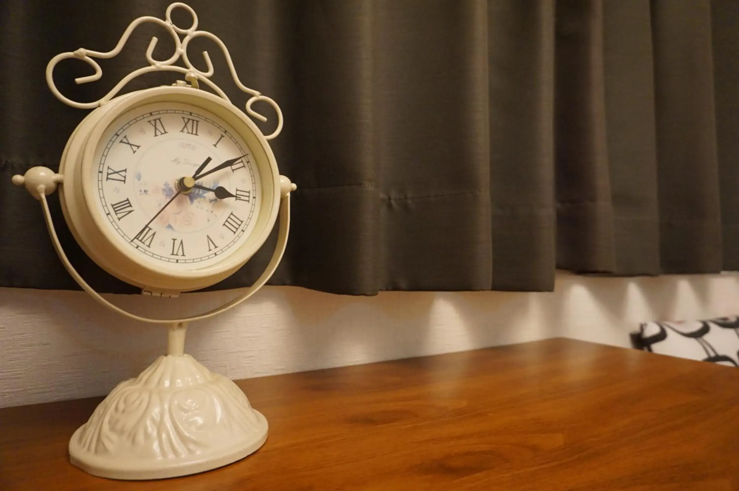 Twin Room with Shared Bathroom (Female) - single occupancy in Guesthouse Ten-roku - Female Only Twin Room with Shared Bathroom (Female) - single occupancy in Guesthouse Ten-roku - Female Only