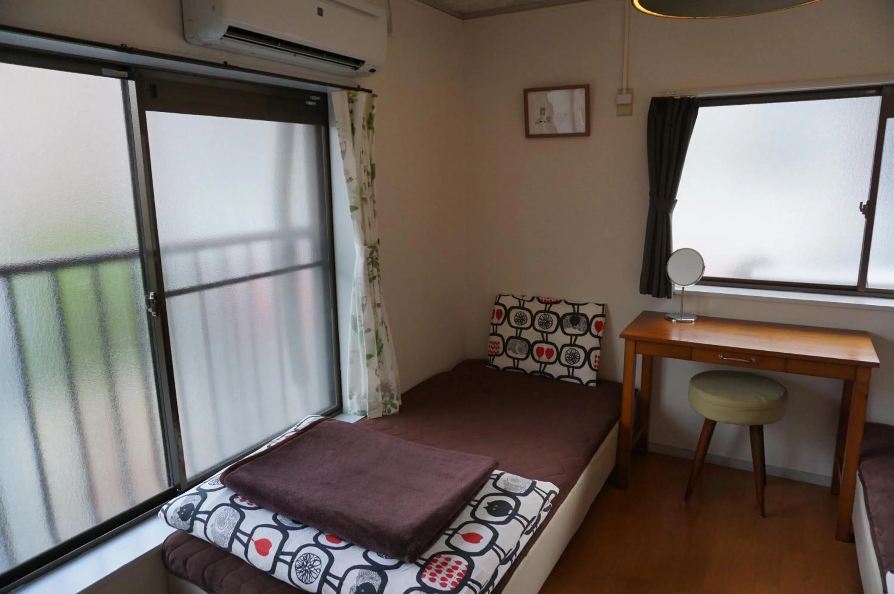 Photo of the whole room, Bed in Guesthouse Ten-roku - Female Only