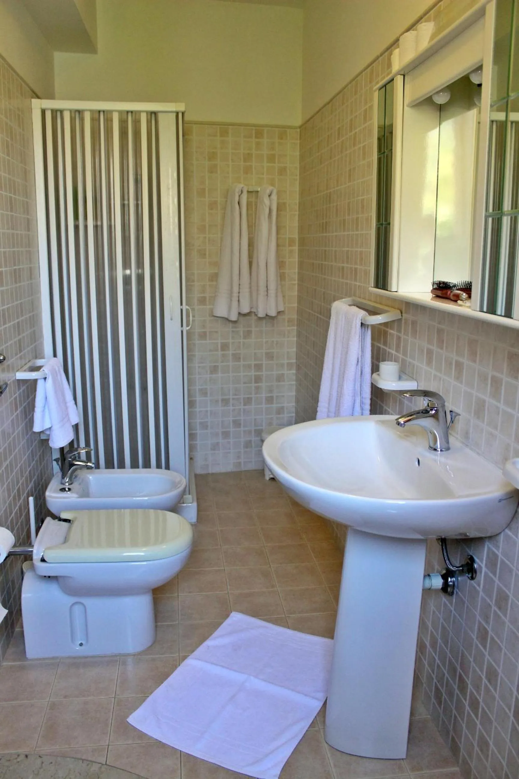 Shower in Raggio di Sole Bed & Breakfast