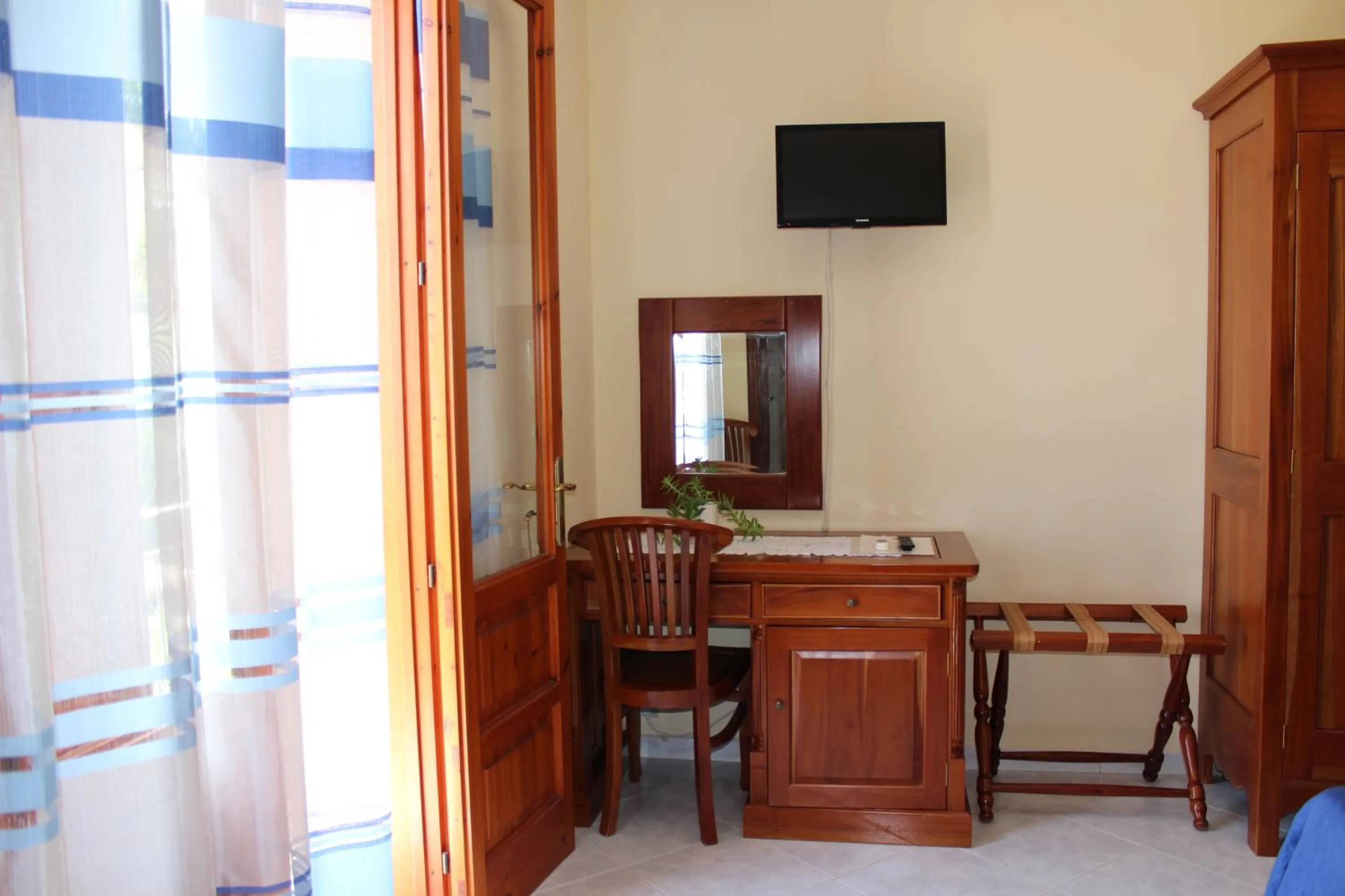 TV and multimedia in Raggio di Sole Bed & Breakfast